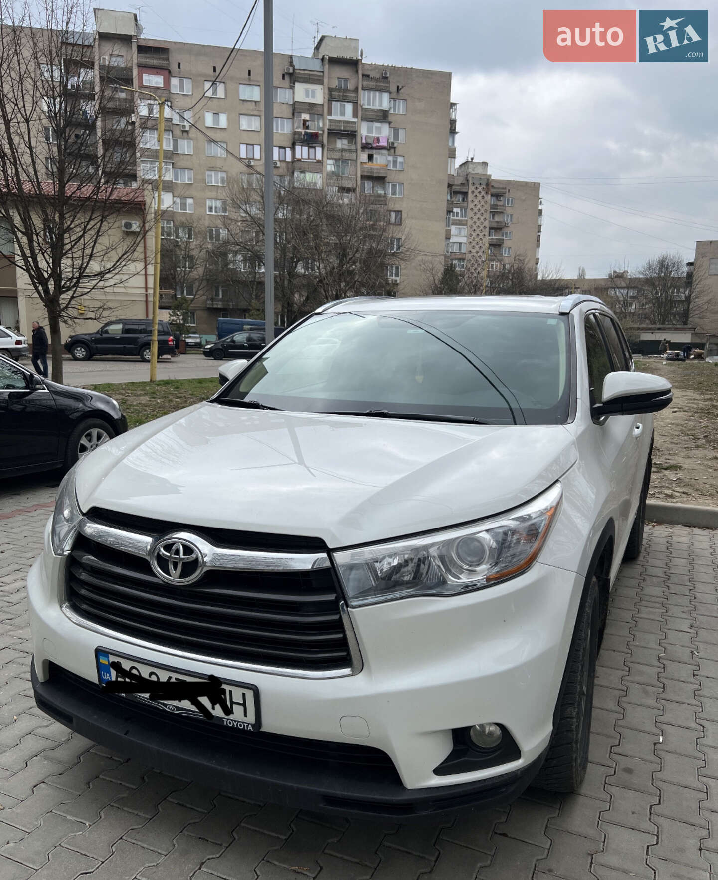 TOYOTA HIGHLANDER 2015