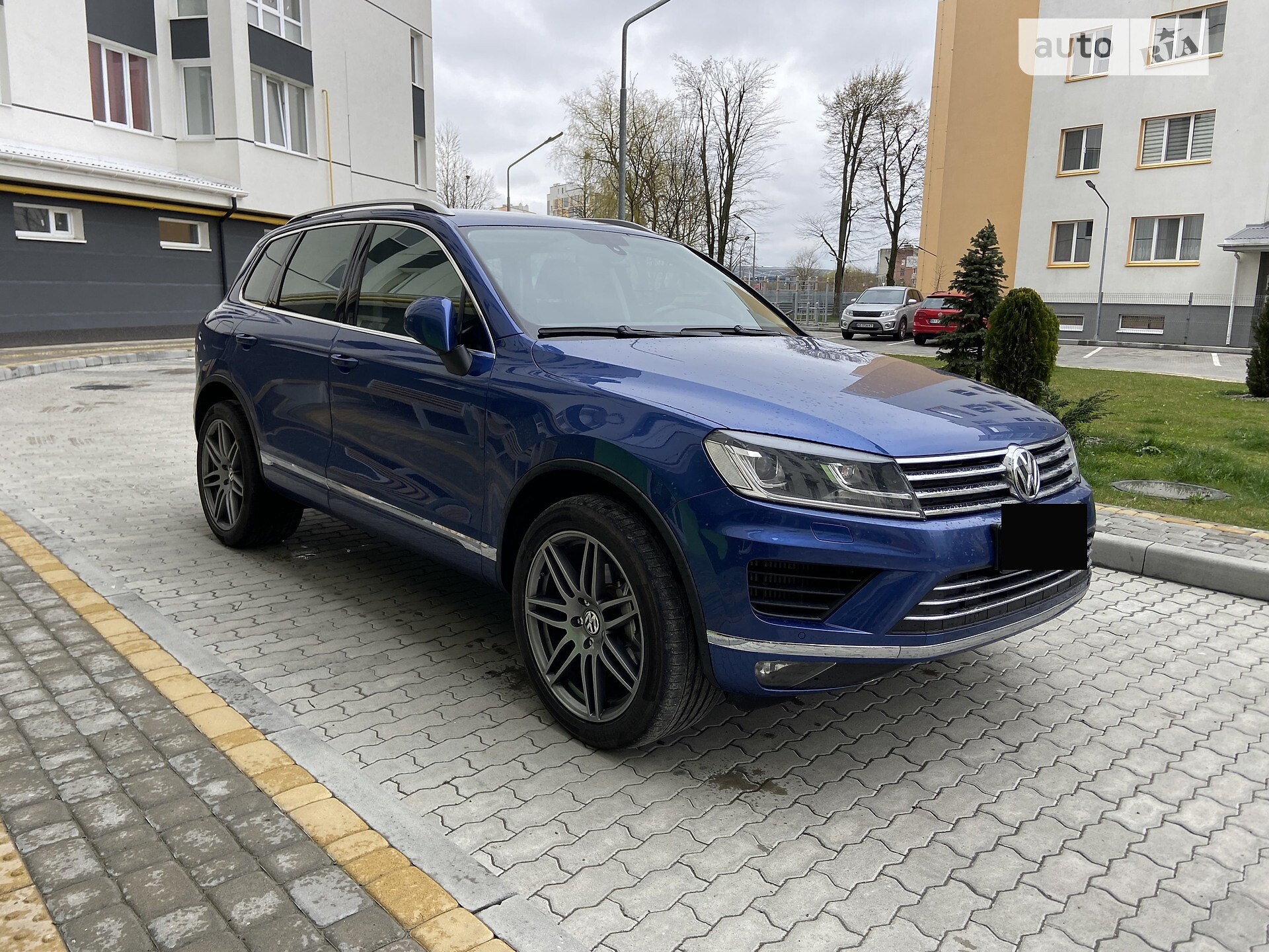 VOLKSWAGEN TOUAREG 2016