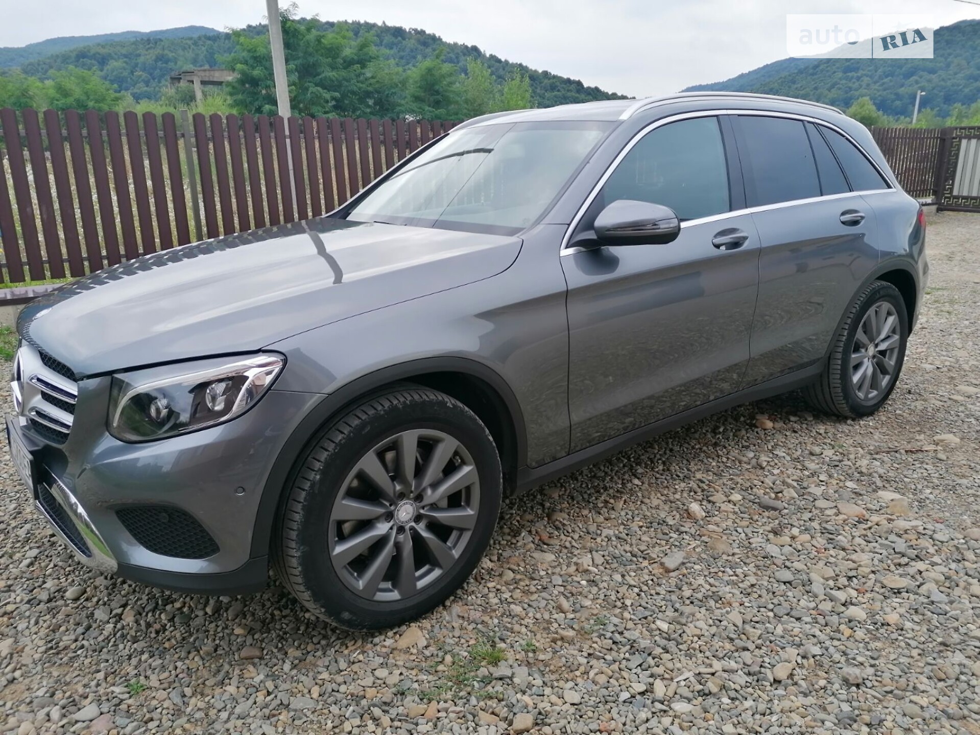 MERCEDES-BENZ GLC 220D 2016