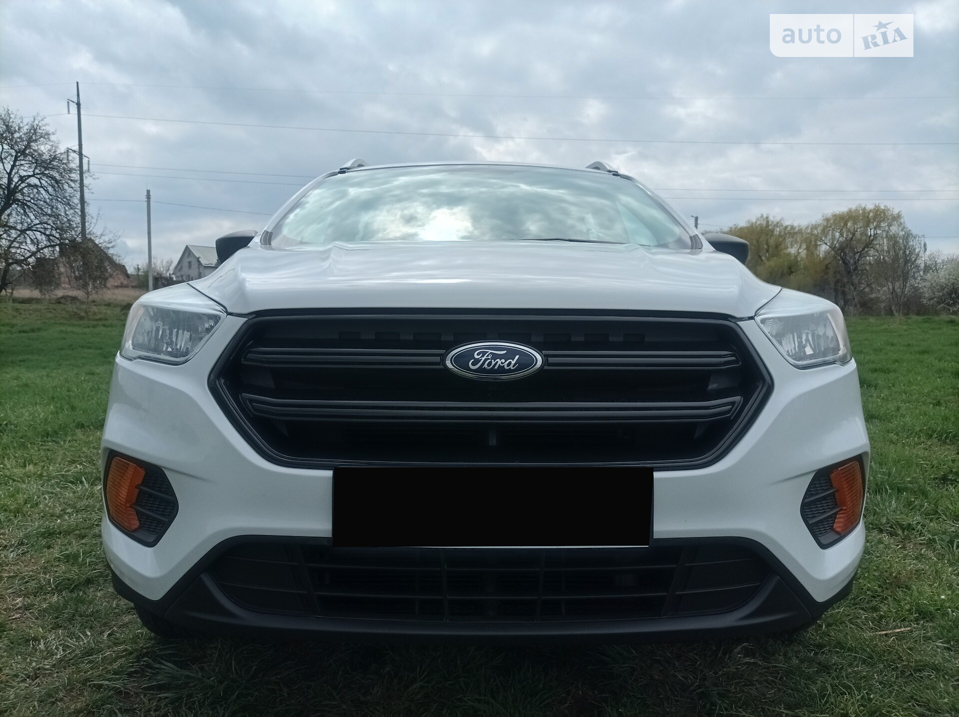 Головне фото звіту автомобіля FORD ESCAPE 2017