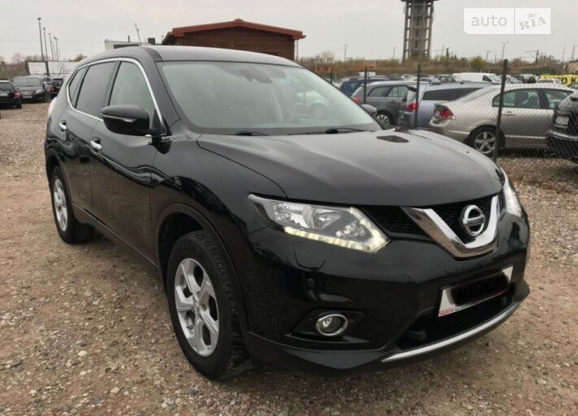 NISSAN X-TRAIL 2016