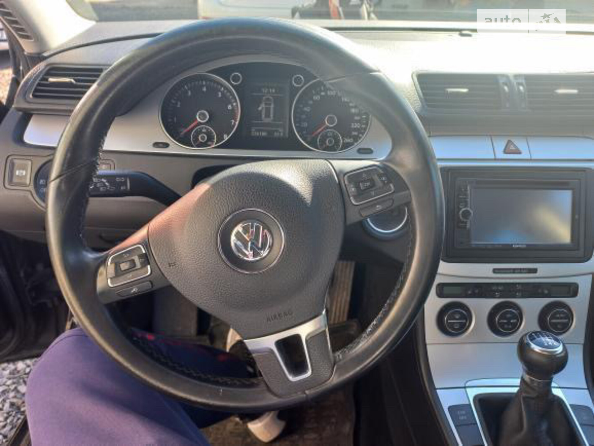 VOLKSWAGEN PASSAT 2009