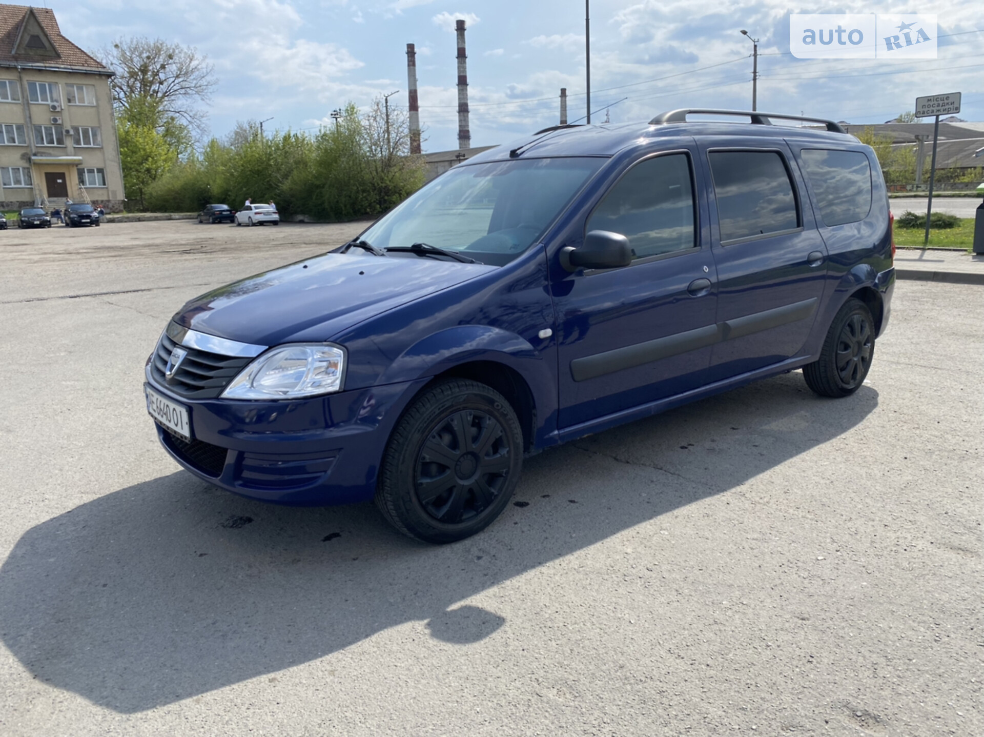 Головне фото звіту автомобіля DACIA LOGAN 2009