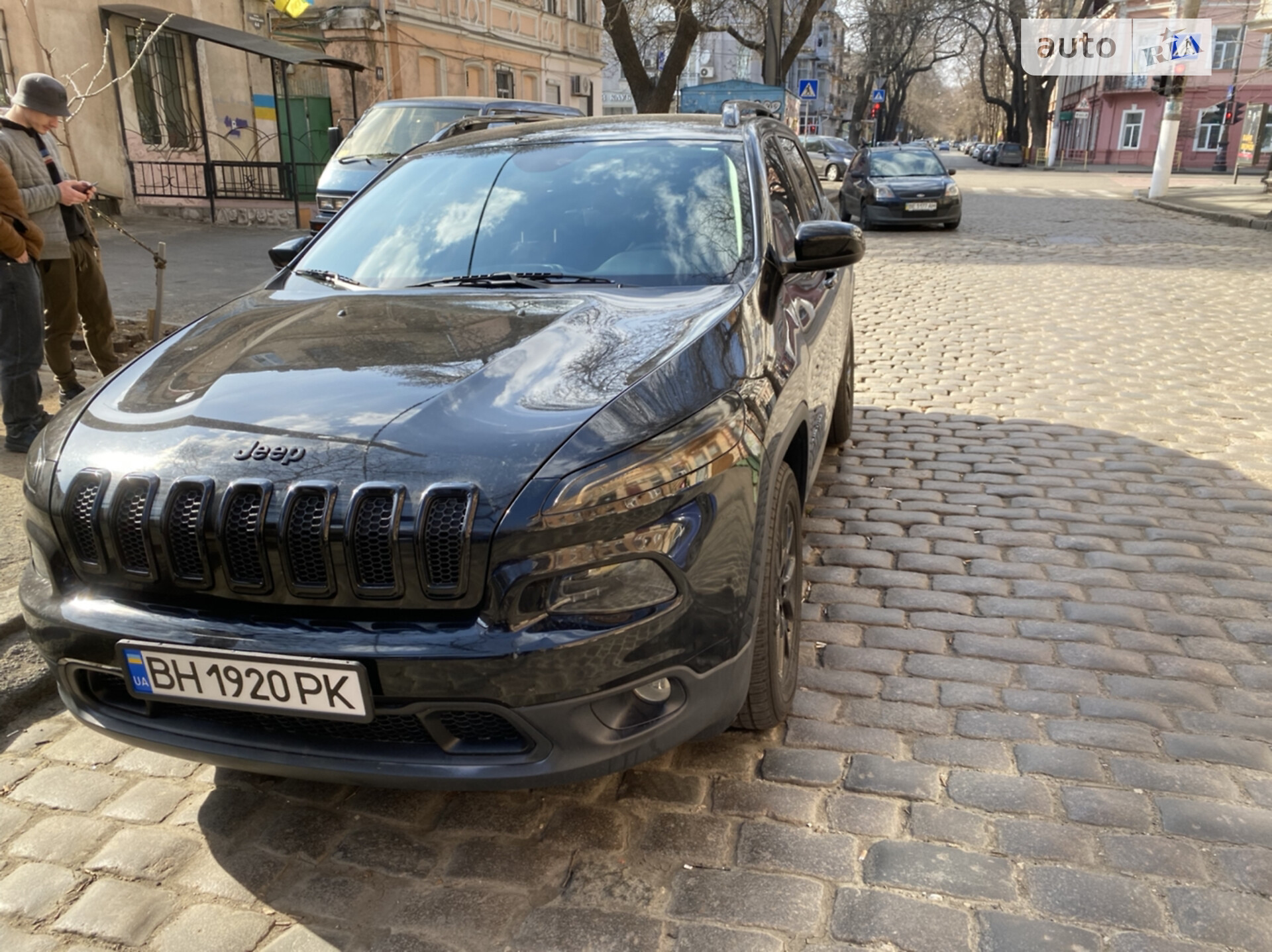 Головне фото звіту автомобіля JEEP CHEROKEE 2016