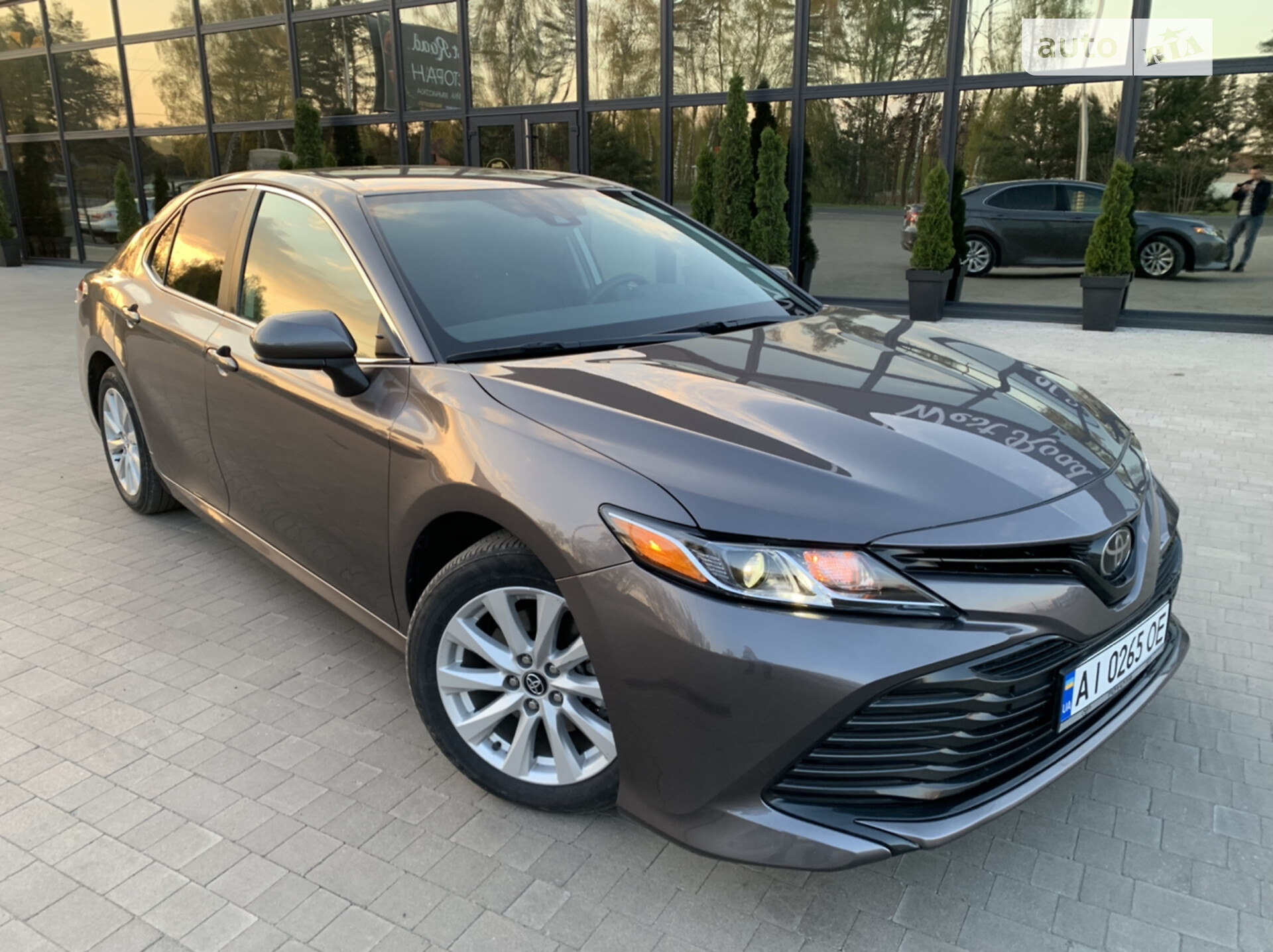 TOYOTA CAMRY 2020