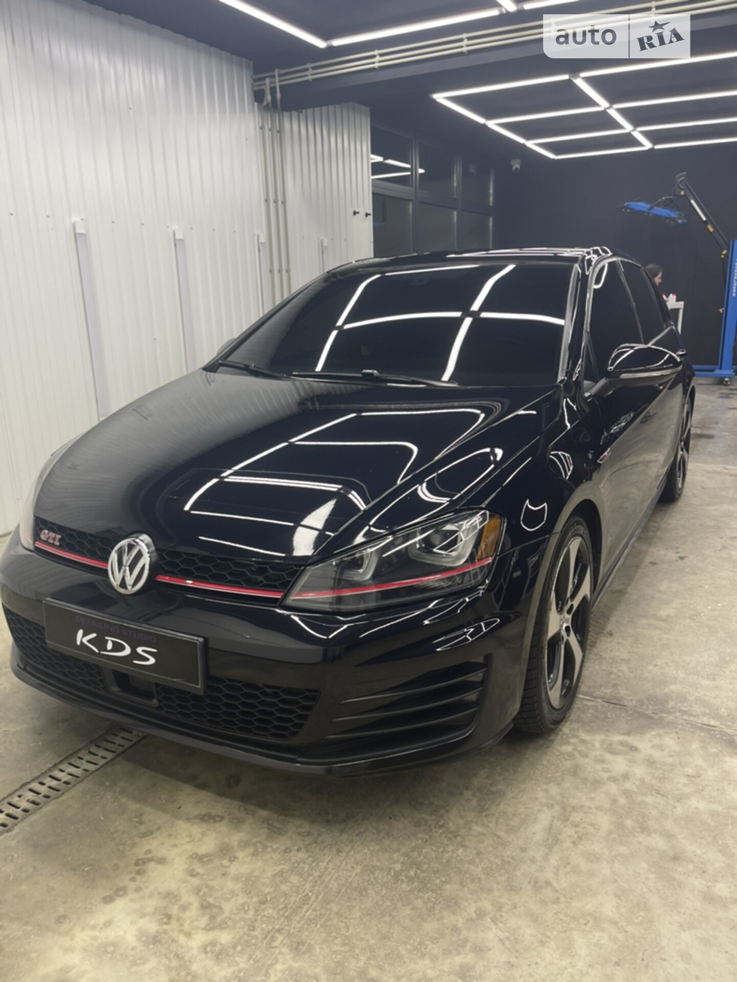 VOLKSWAGEN GOLF GTI 2016