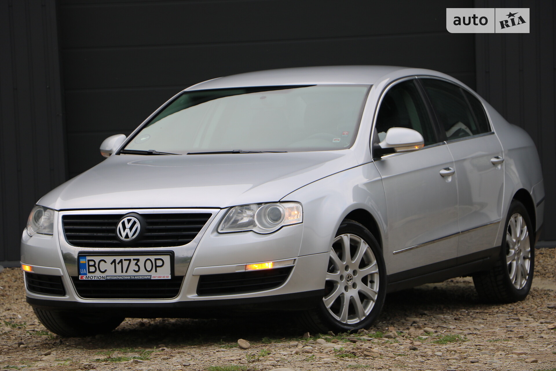 VOLKSWAGEN PASSAT 2009
