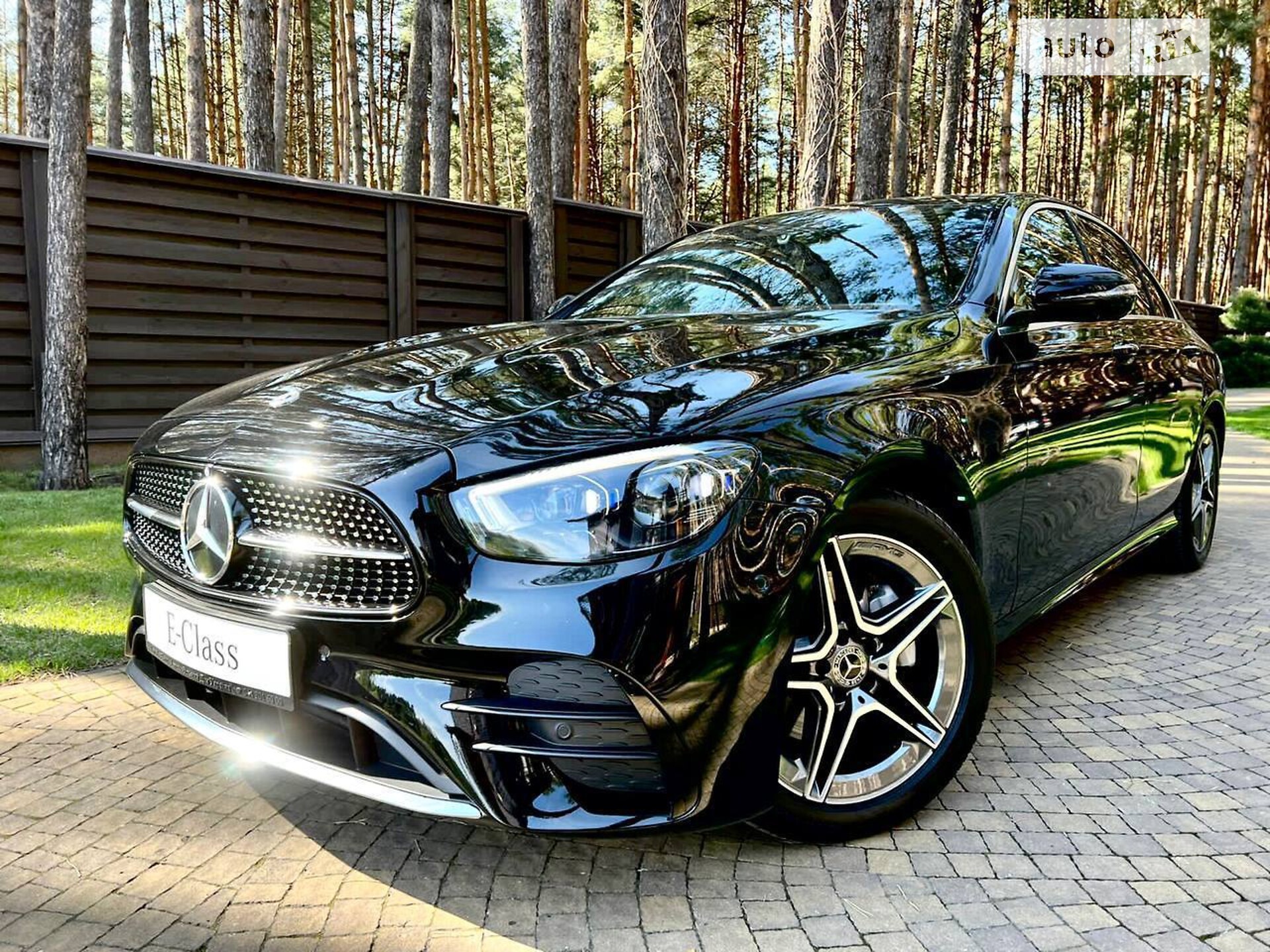 MERCEDES-BENZ E 220 D 2021
