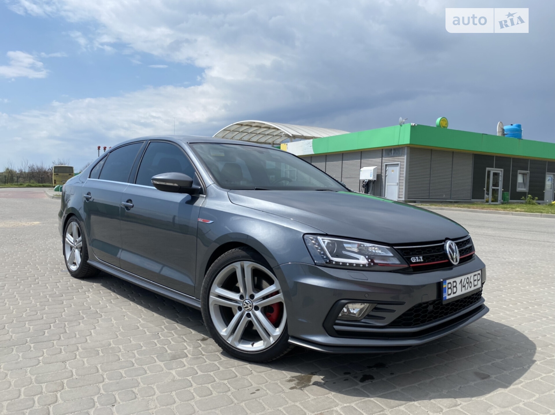 VOLKSWAGEN JETTA 2017