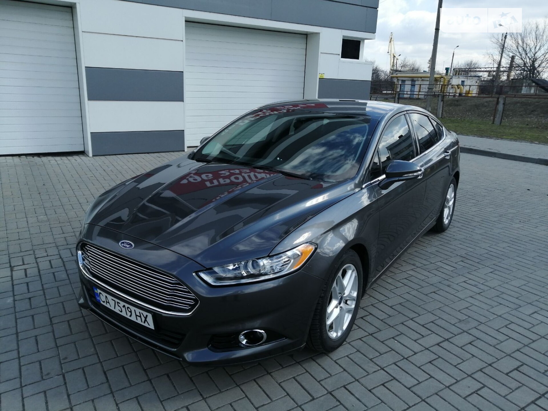 Головне фото звіту автомобіля FORD FUSION 2015