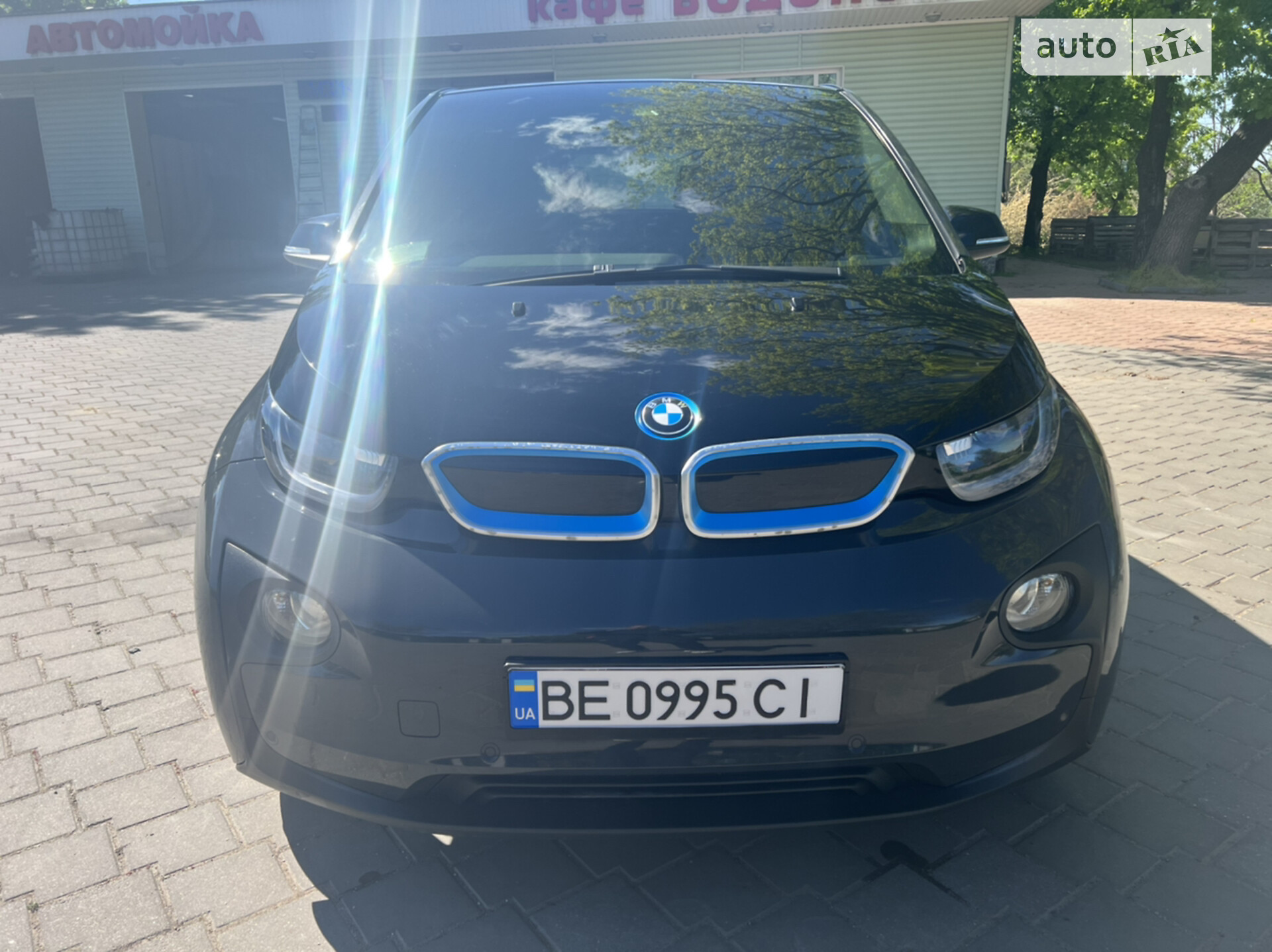 Головне фото звіту автомобіля BMW I3 2015