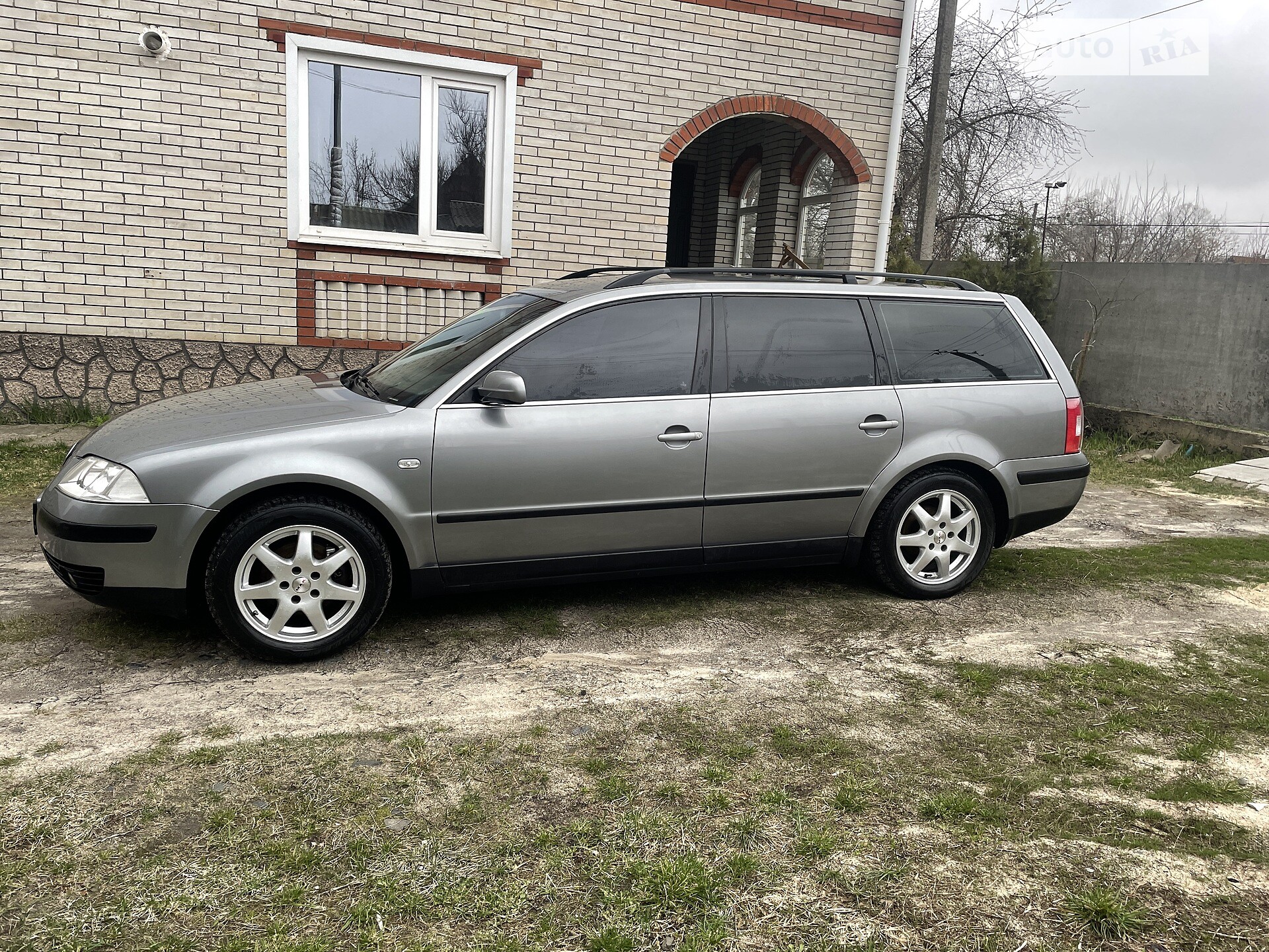 VOLKSWAGEN PASSAT 2003