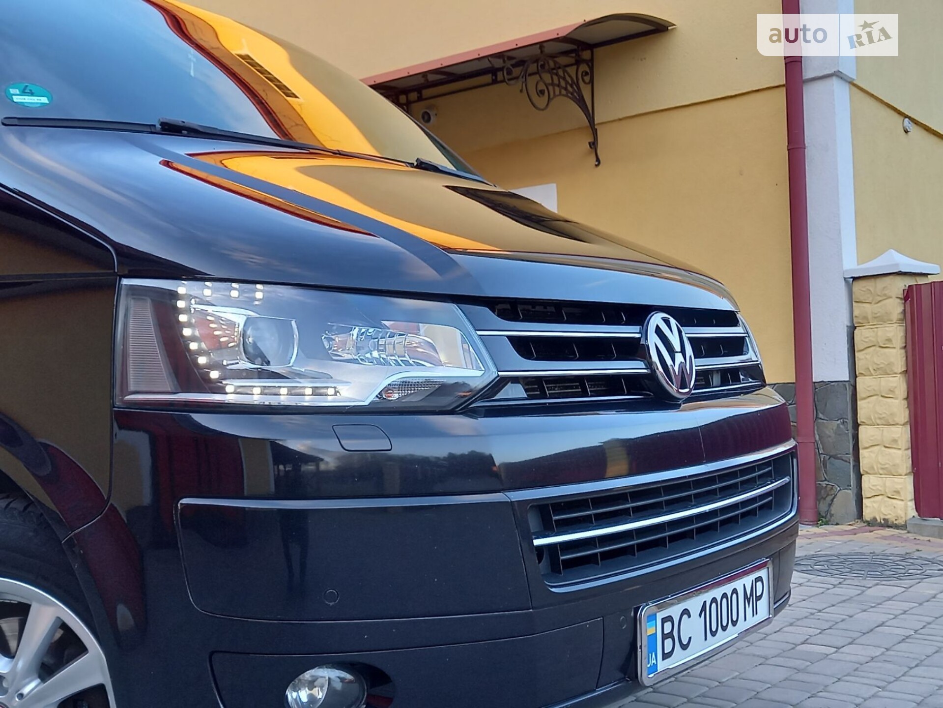 VOLKSWAGEN CARAVELLE 2013