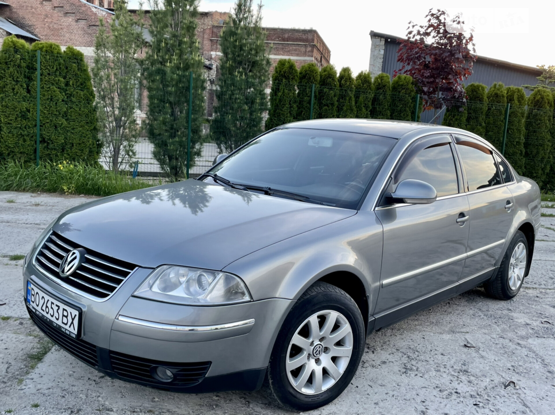 VOLKSWAGEN PASSAT 2004