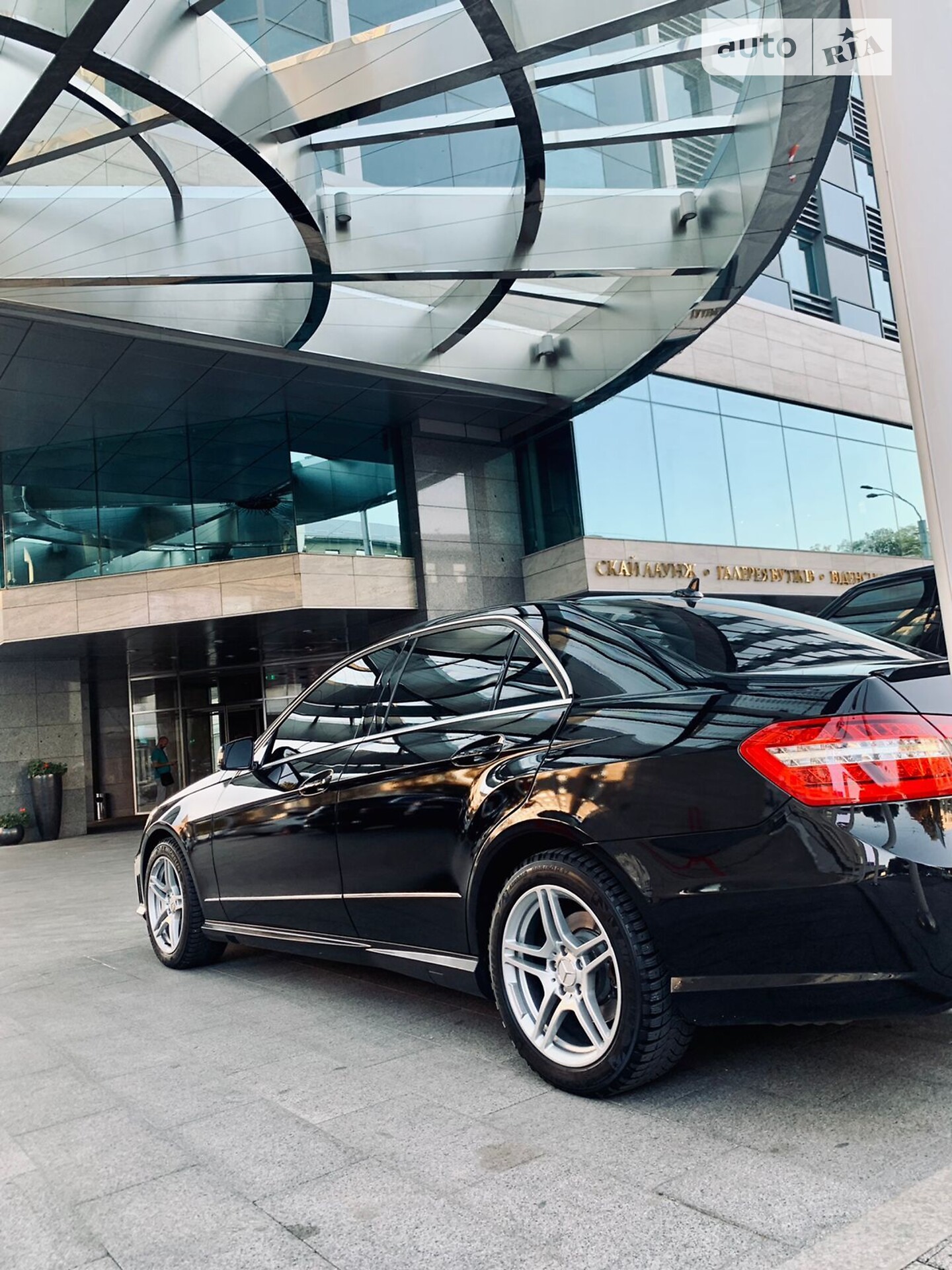 Mercedes-Benz E-Class 4 matik 2011