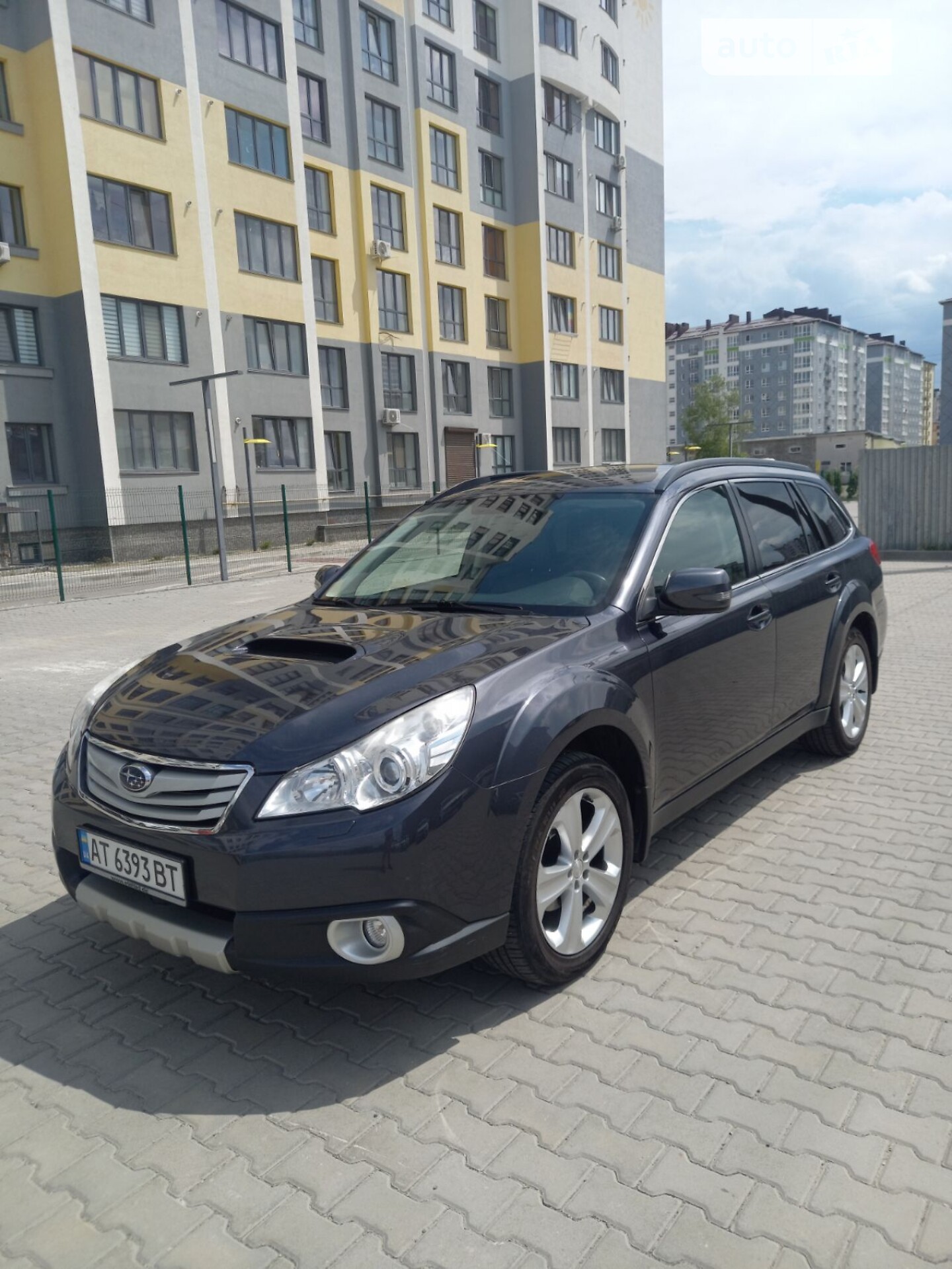 SUBARU LEGACY 2011