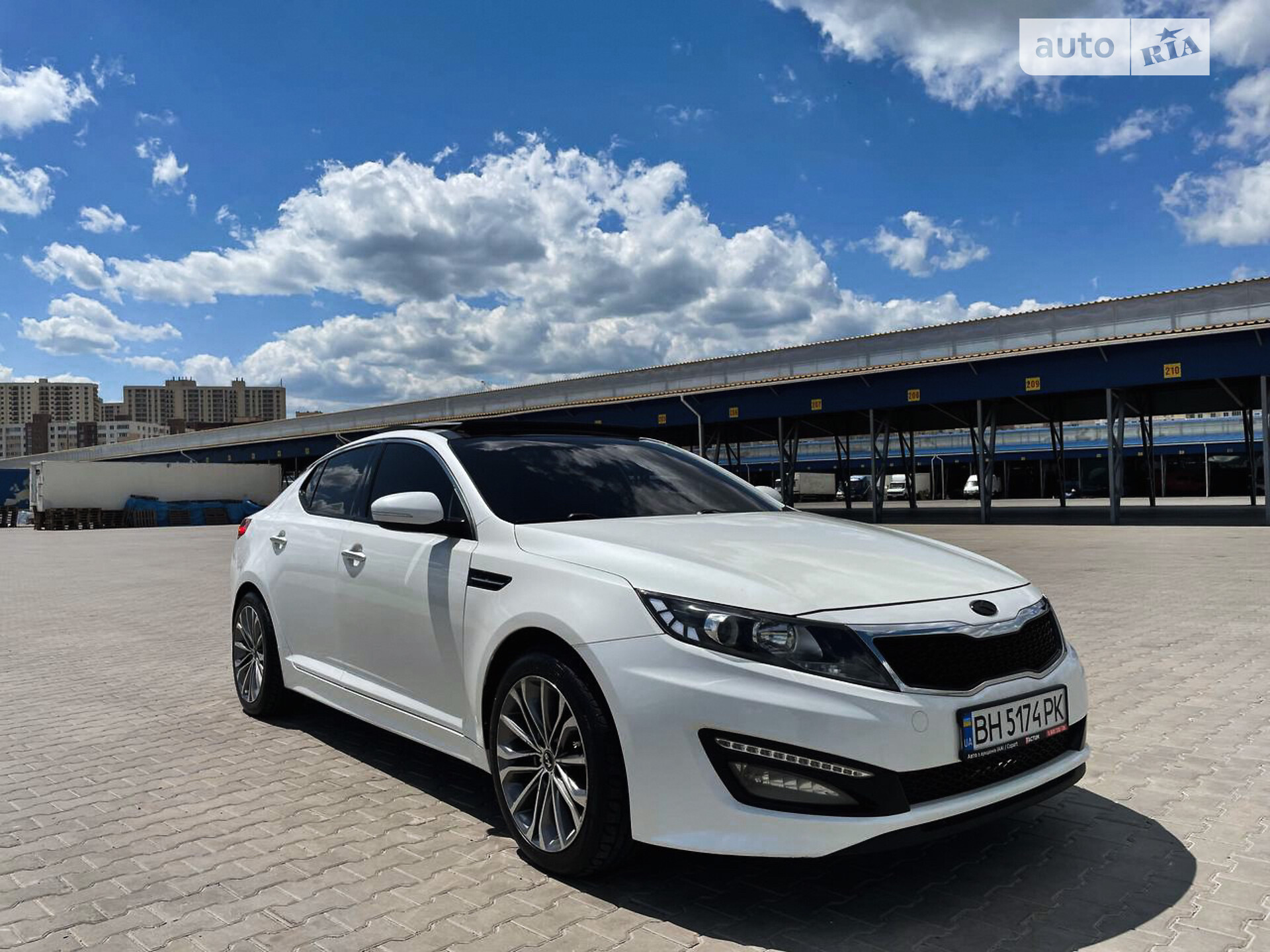 KIA K5 2011