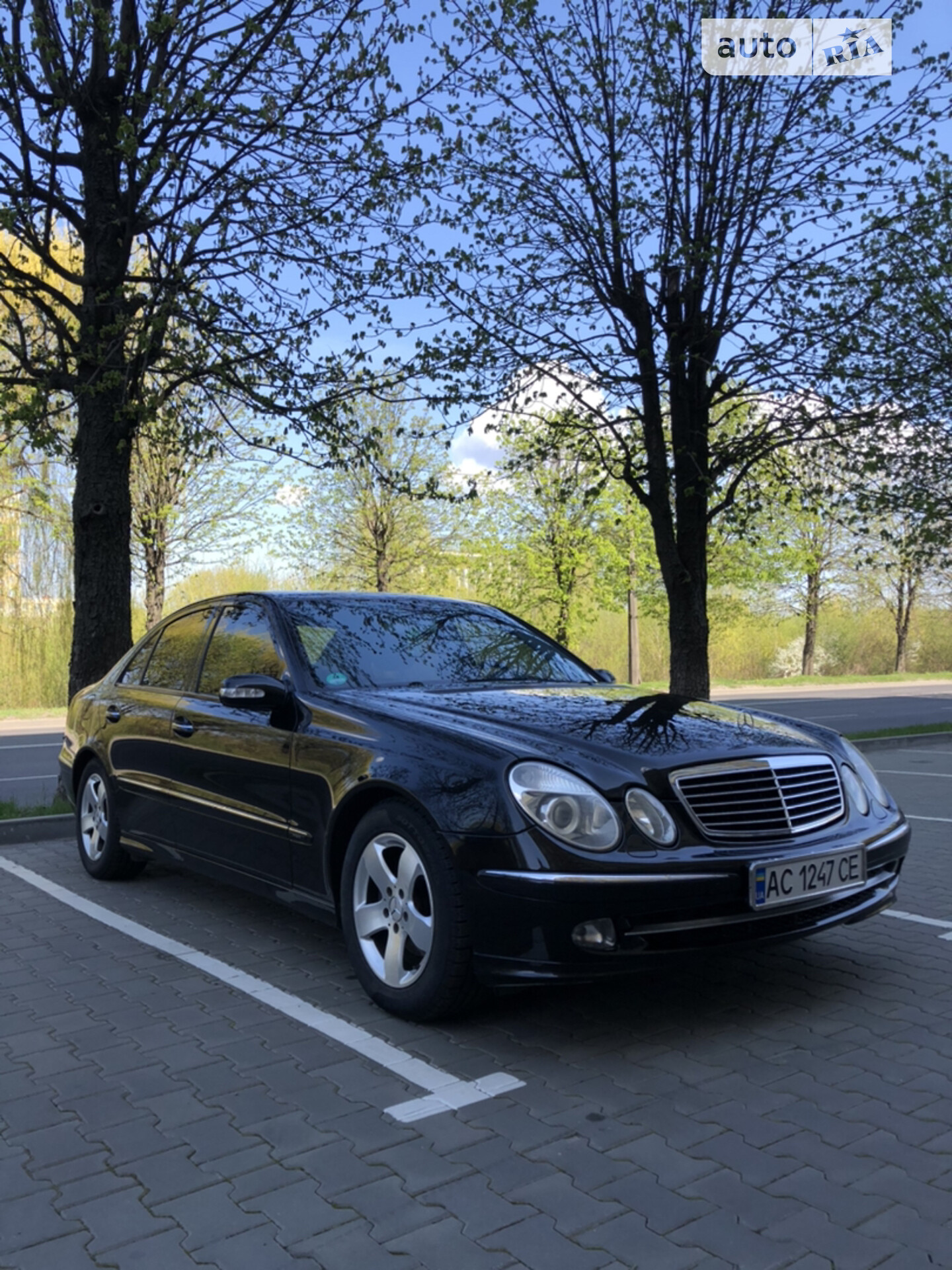 MERCEDES-BENZ E 220 2003