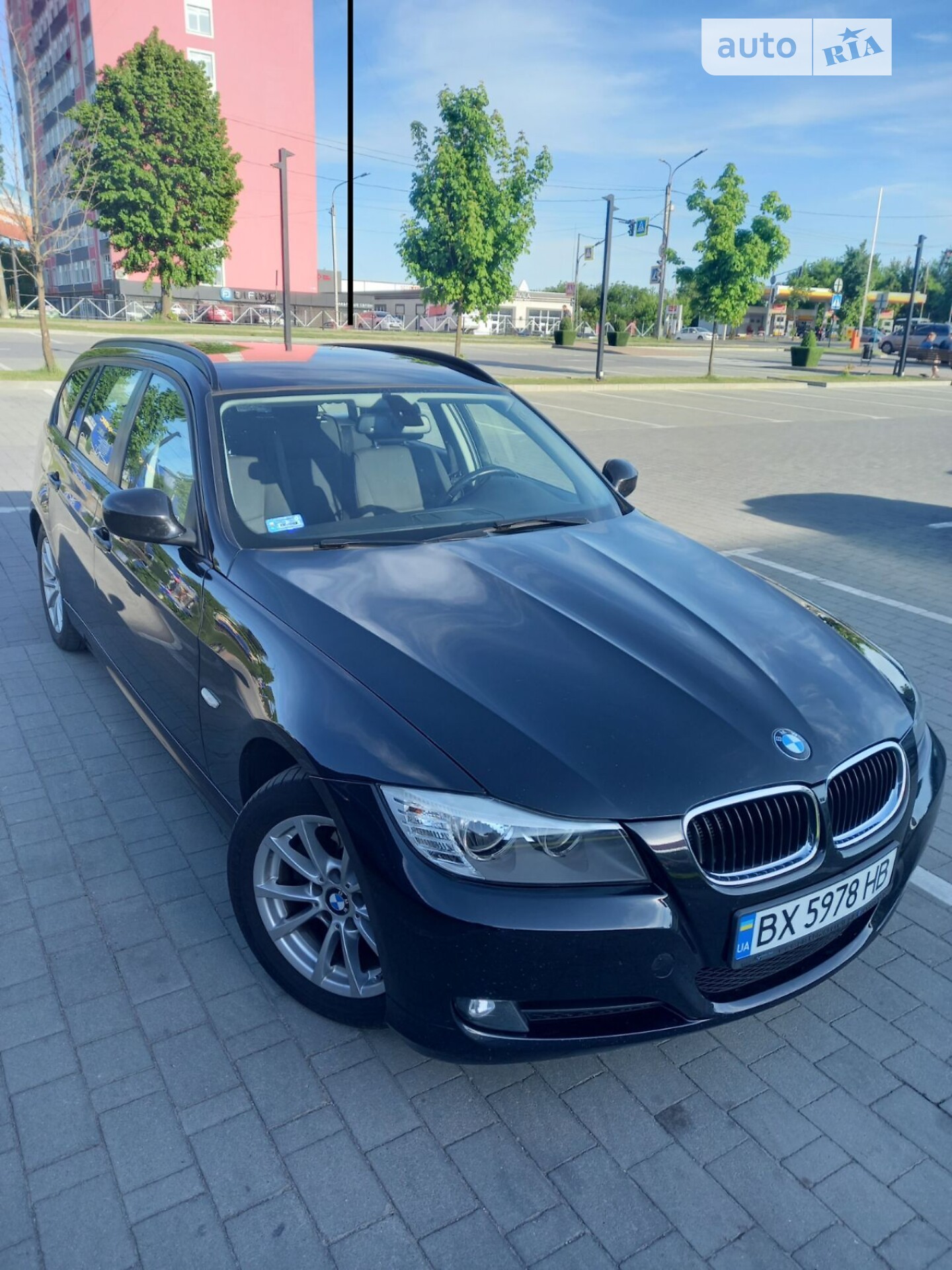 BMW 318 2011