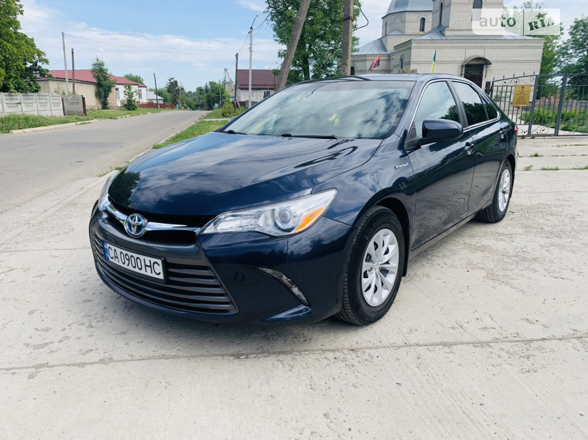 TOYOTA CAMRY 2016