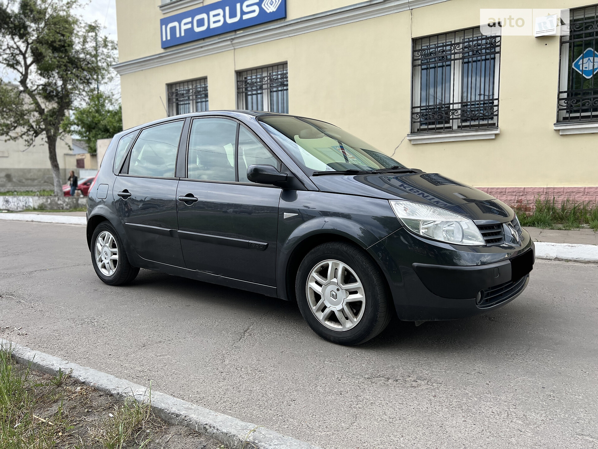 RENAULT MEGANE 2005