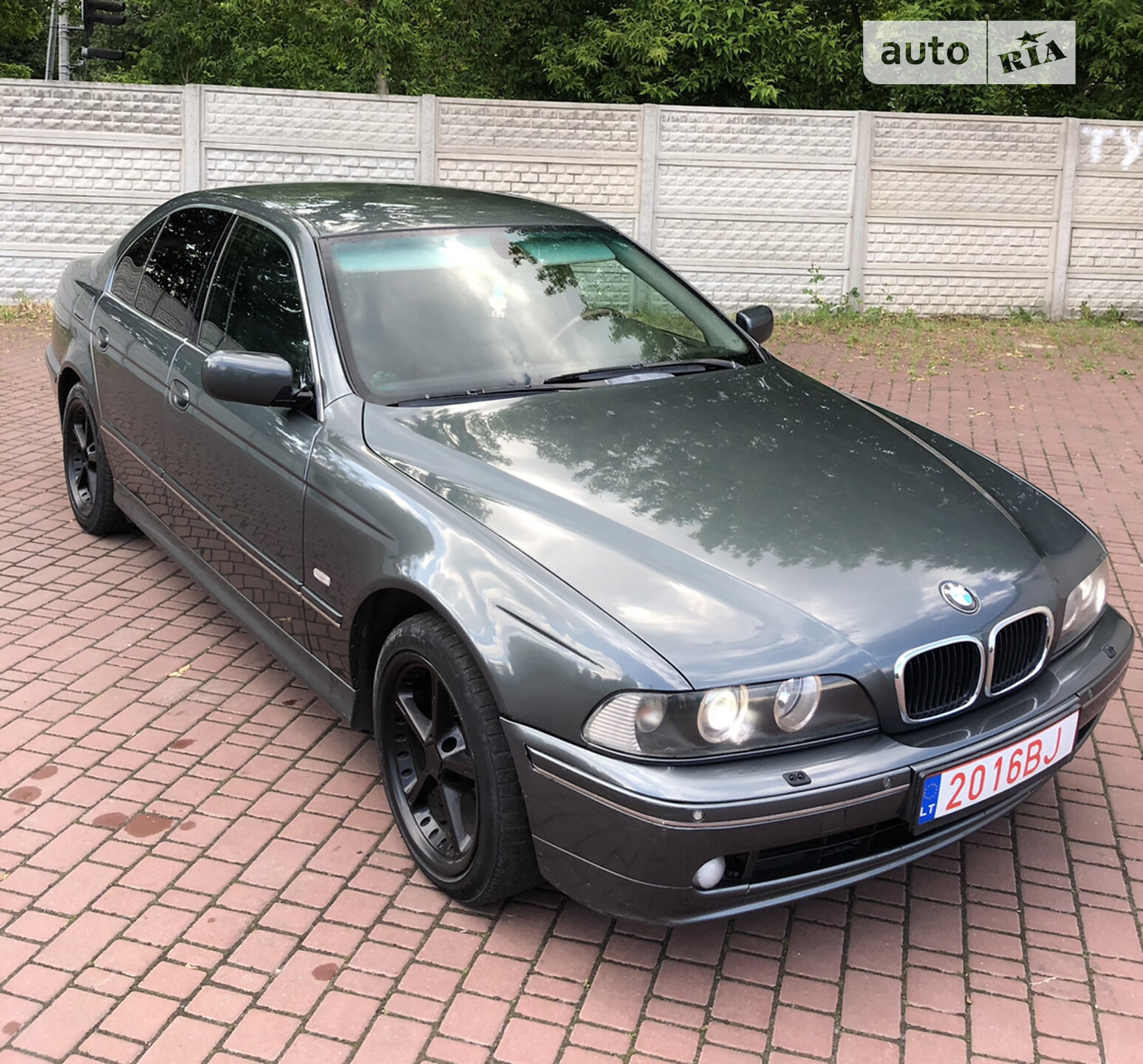 BMW 5 Series 2003