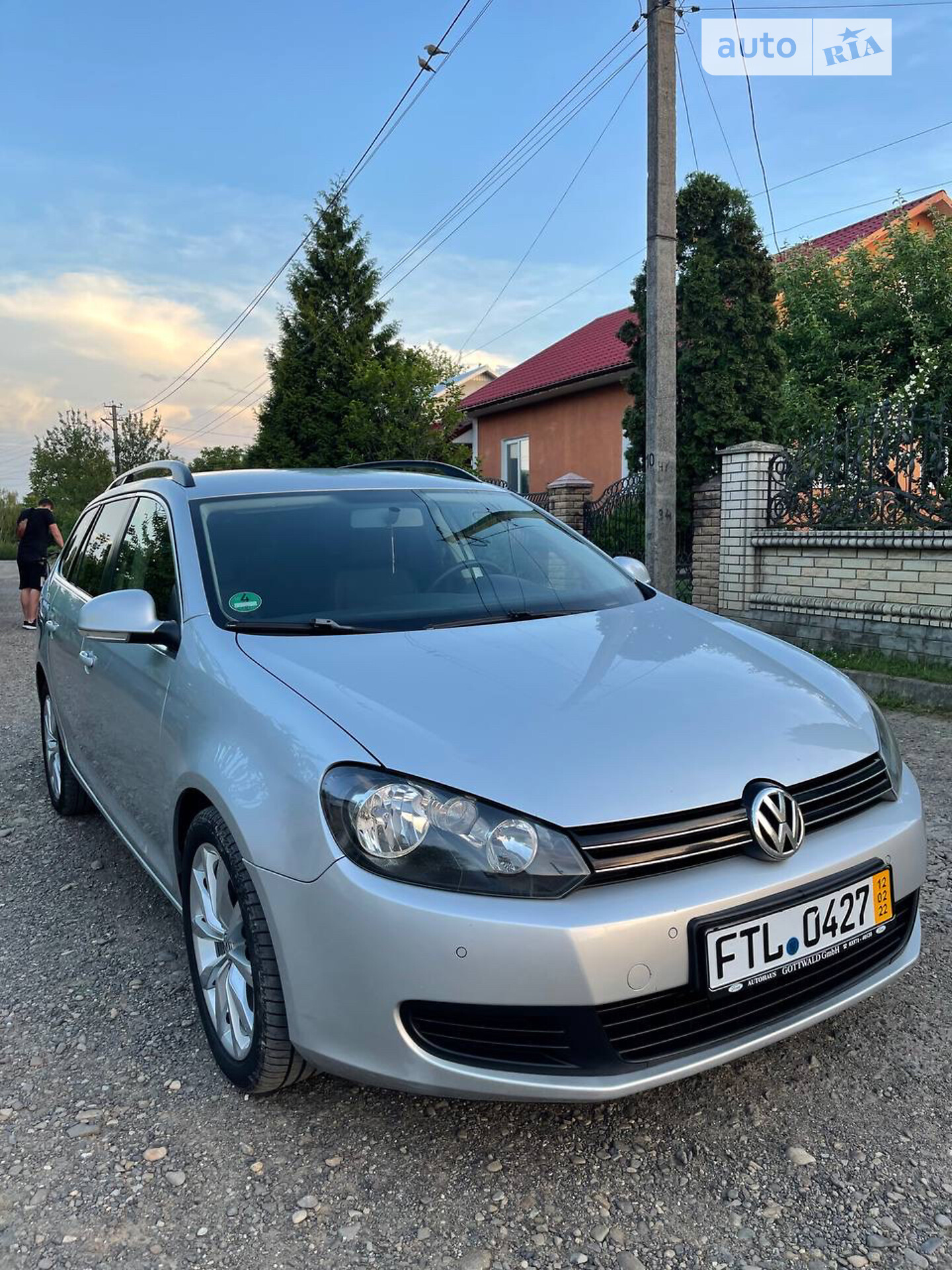VOLKSWAGEN GOLF 2010