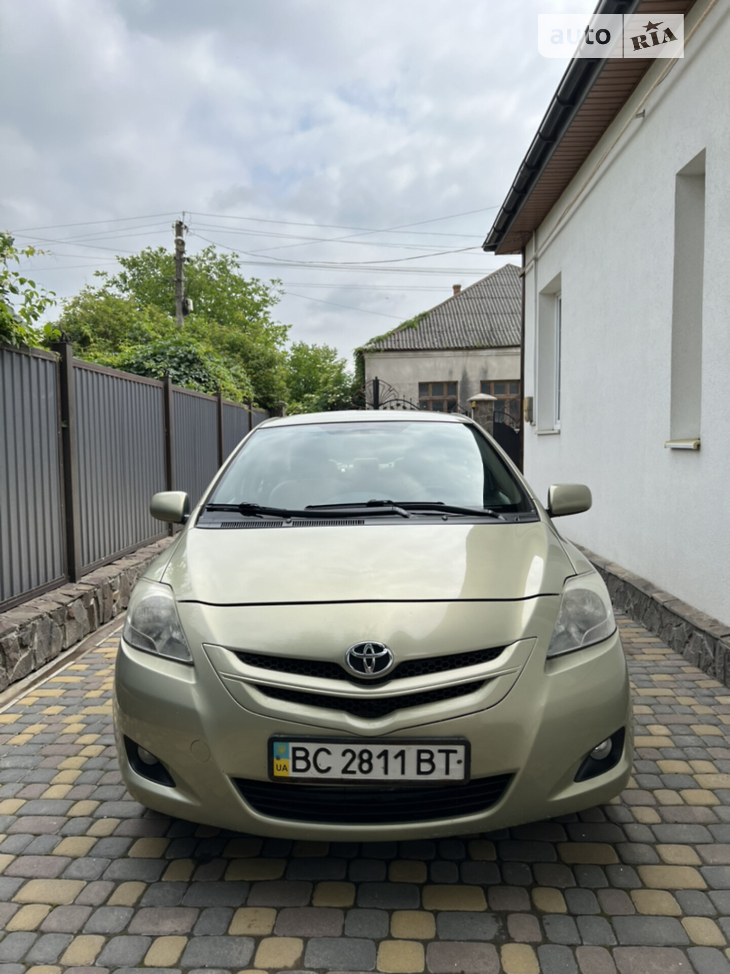 TOYOTA YARIS 2006