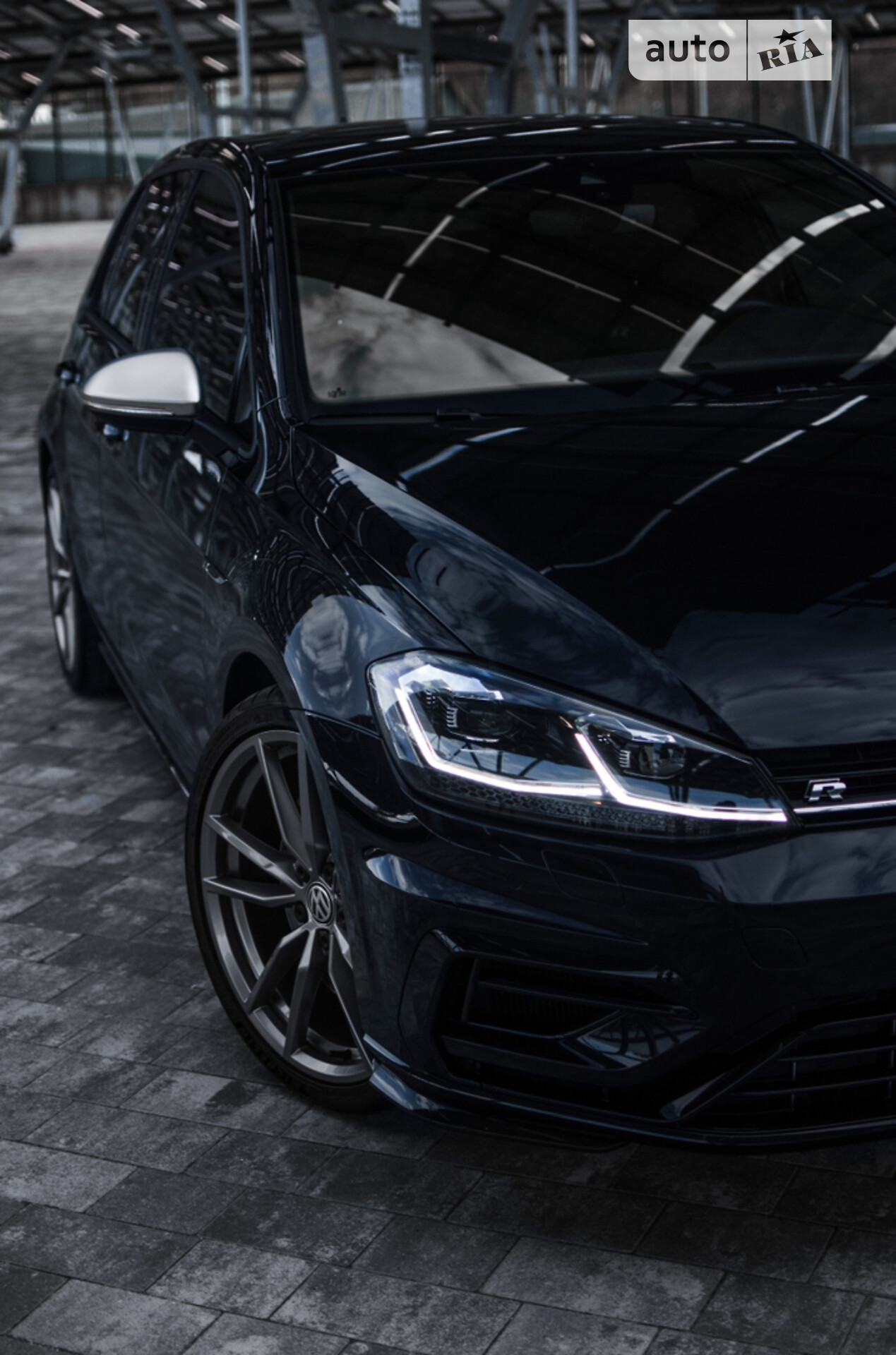 VOLKSWAGEN GOLF R 2019