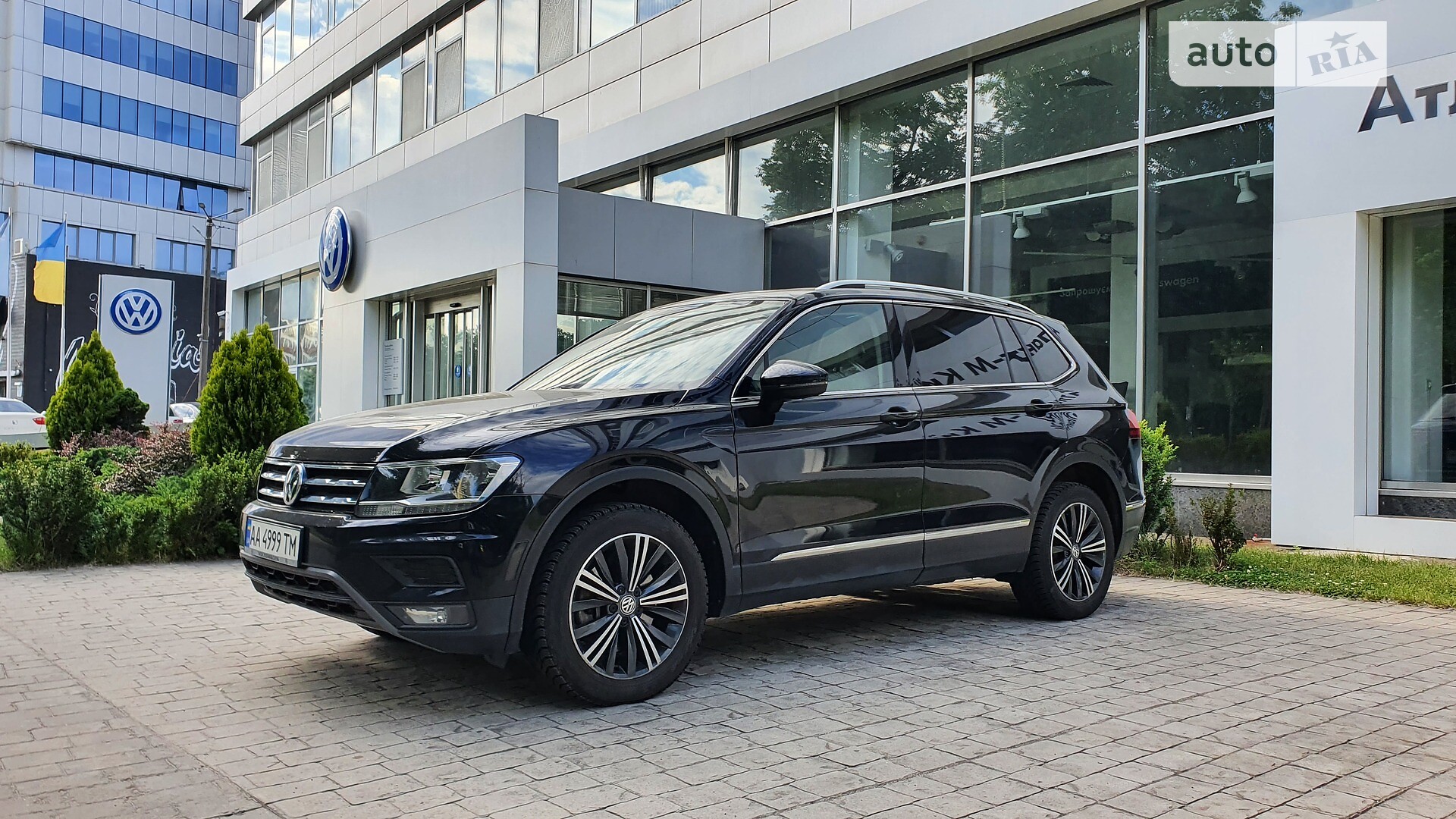 VOLKSWAGEN TIGUAN 2017