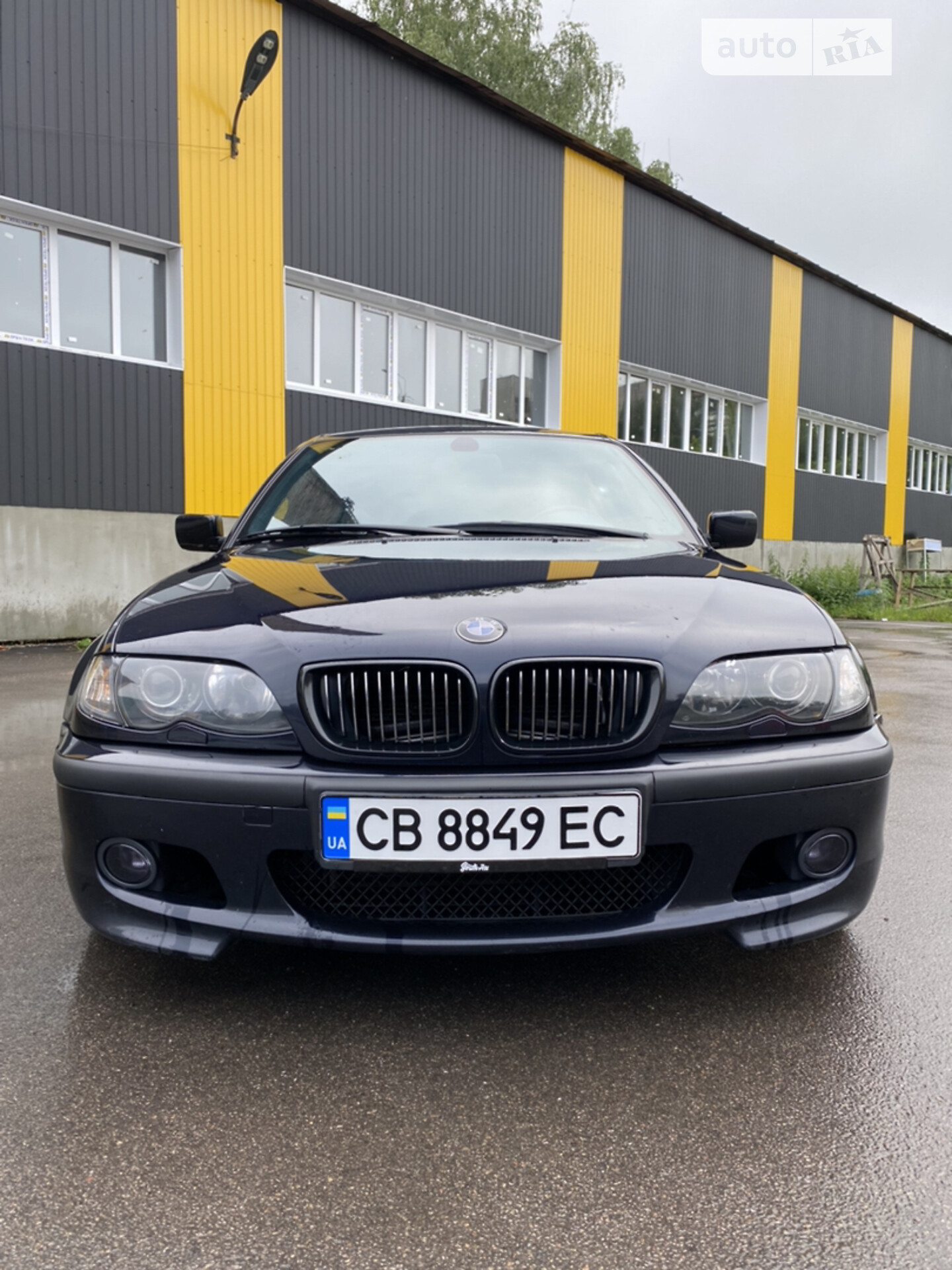 BMW 3 Series . 2004