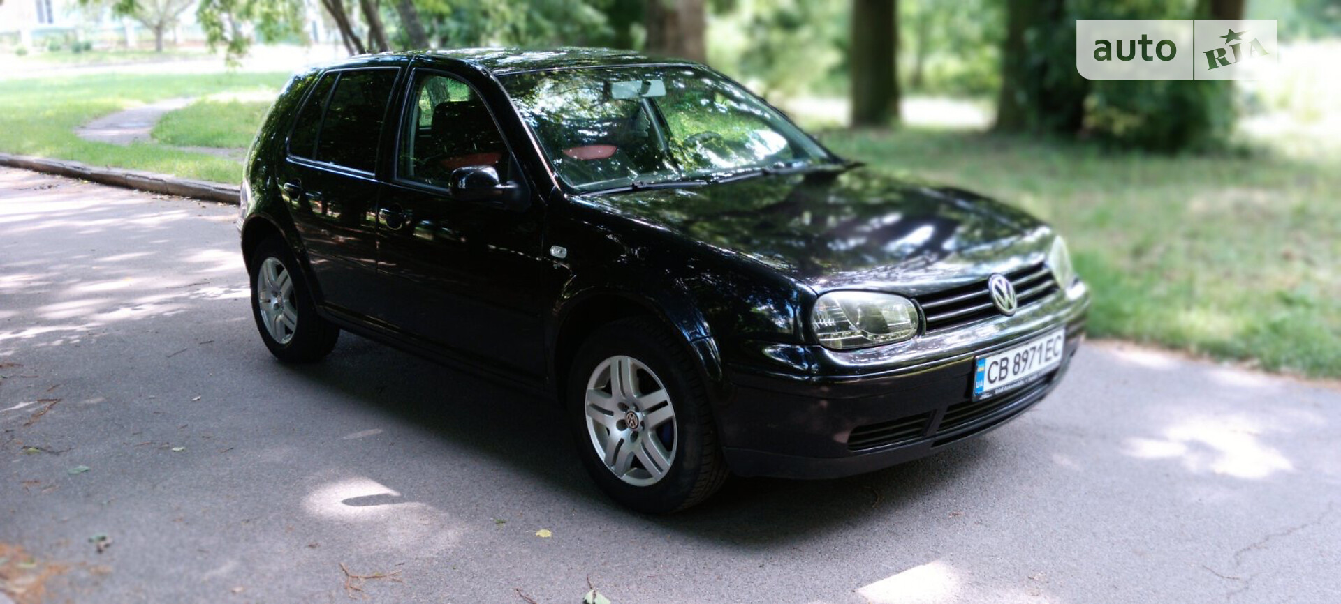 VOLKSWAGEN GOLF 2003