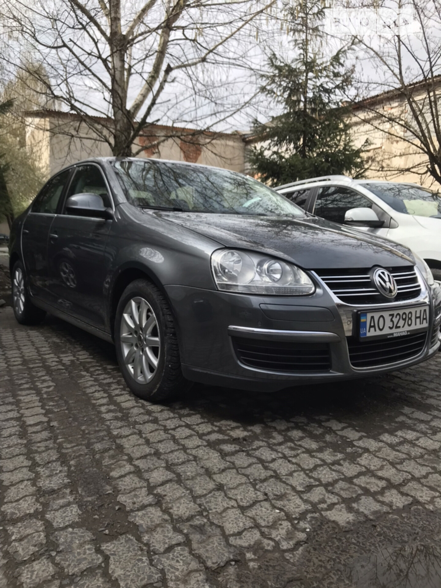 VOLKSWAGEN JETTA 2010