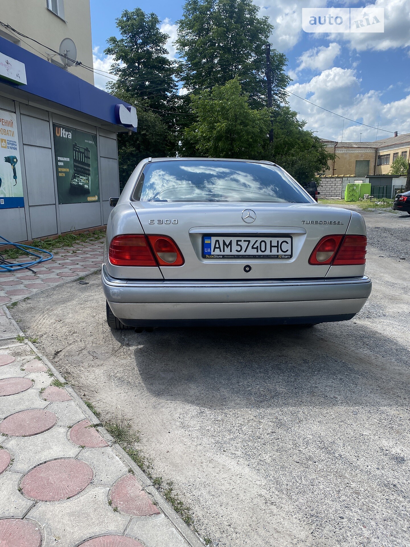 MERCEDES-BENZ E 300 1997