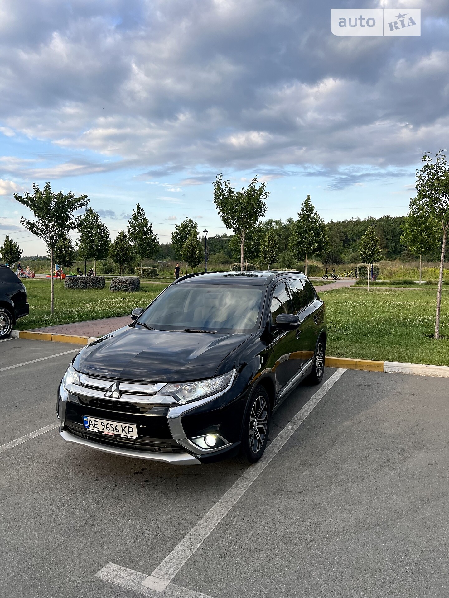 Mitsubishi Outlander SEL 2016