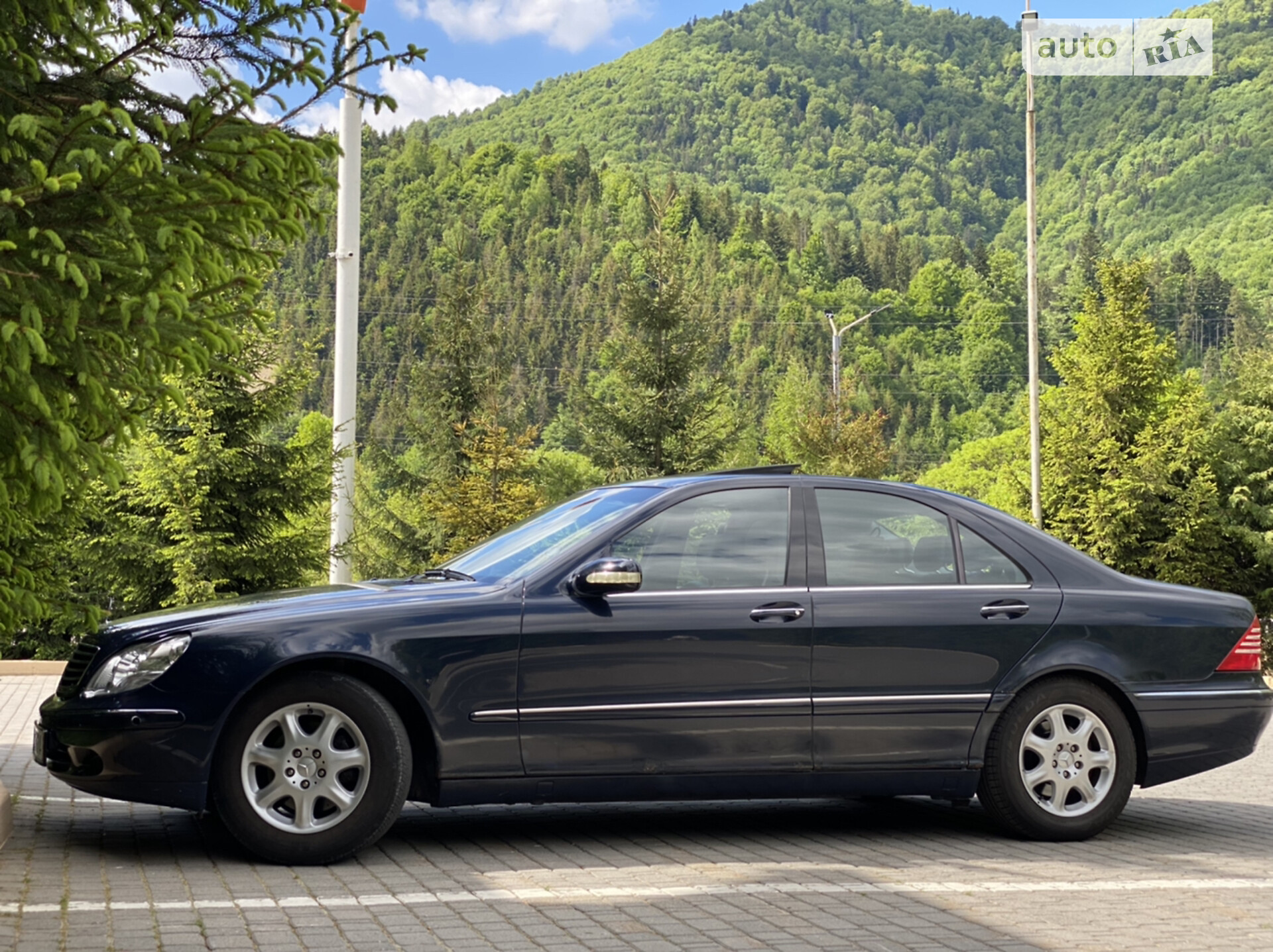 Mercedes-Benz S-Class 2000