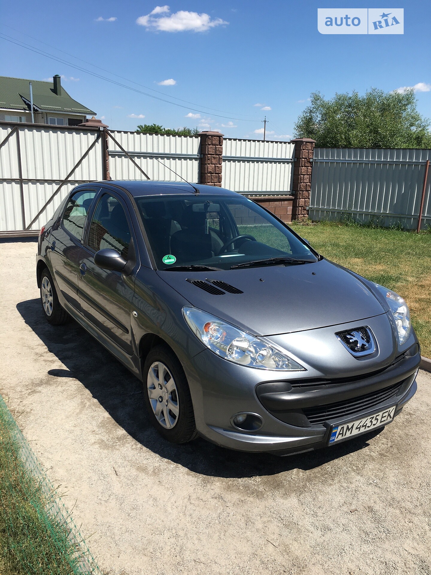 PEUGEOT 206+ 2010