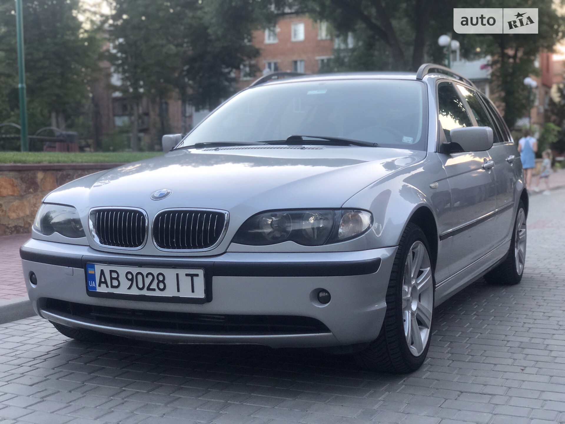 BMW 2003