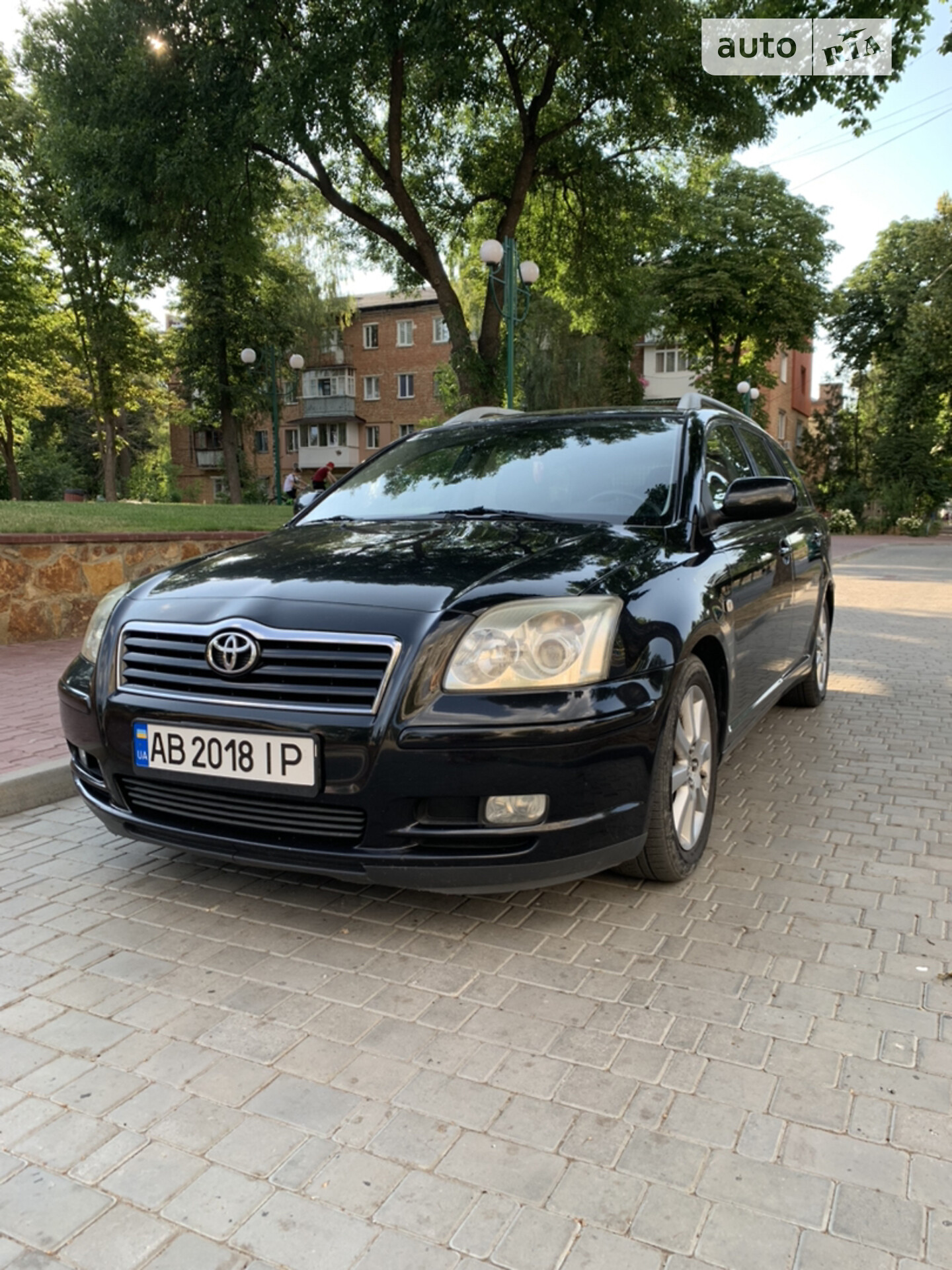 TOYOTA AVENSIS 2003