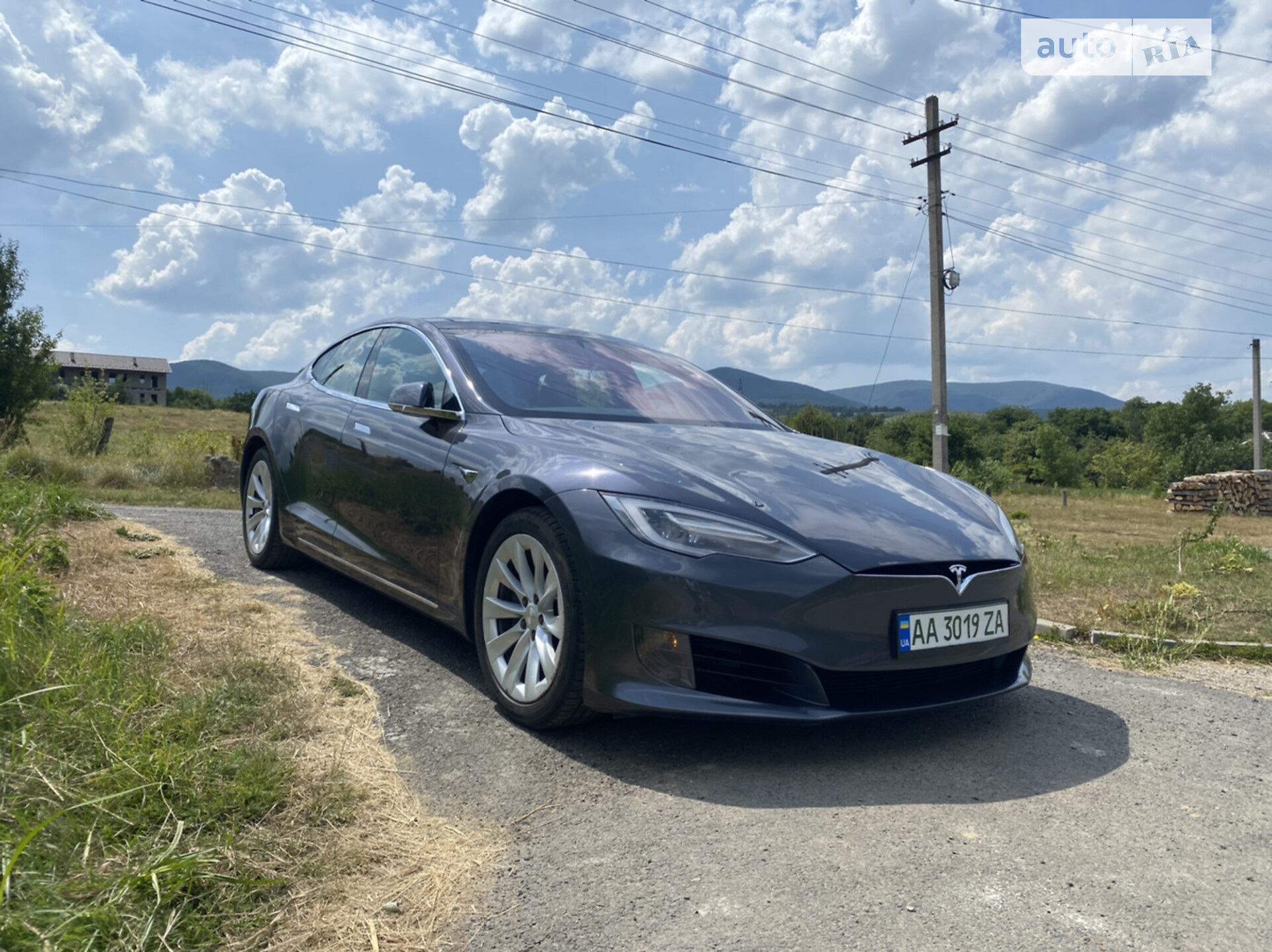 TESLA MODEL S 2016