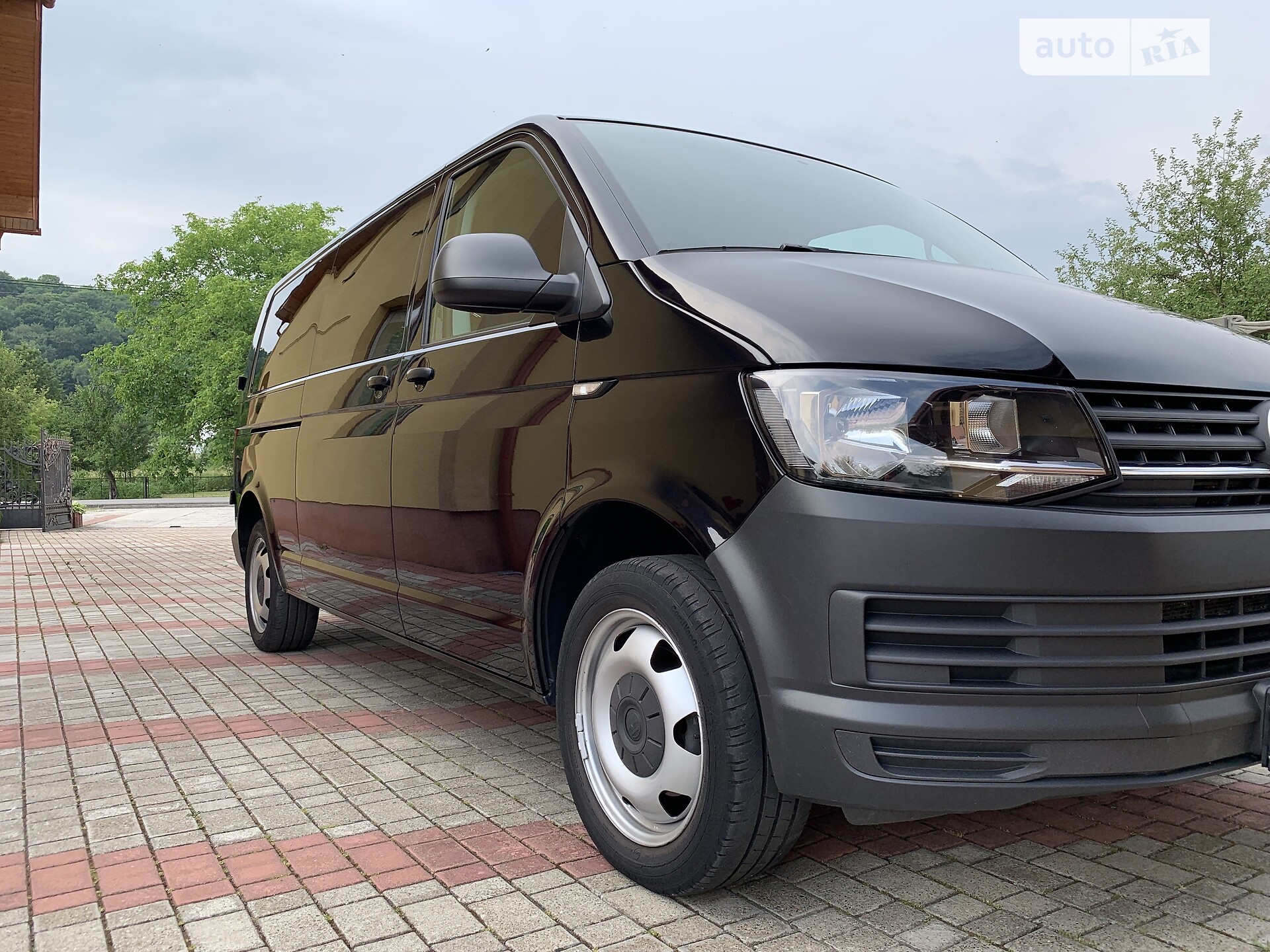 VOLKSWAGEN TRANSPORTER 2016