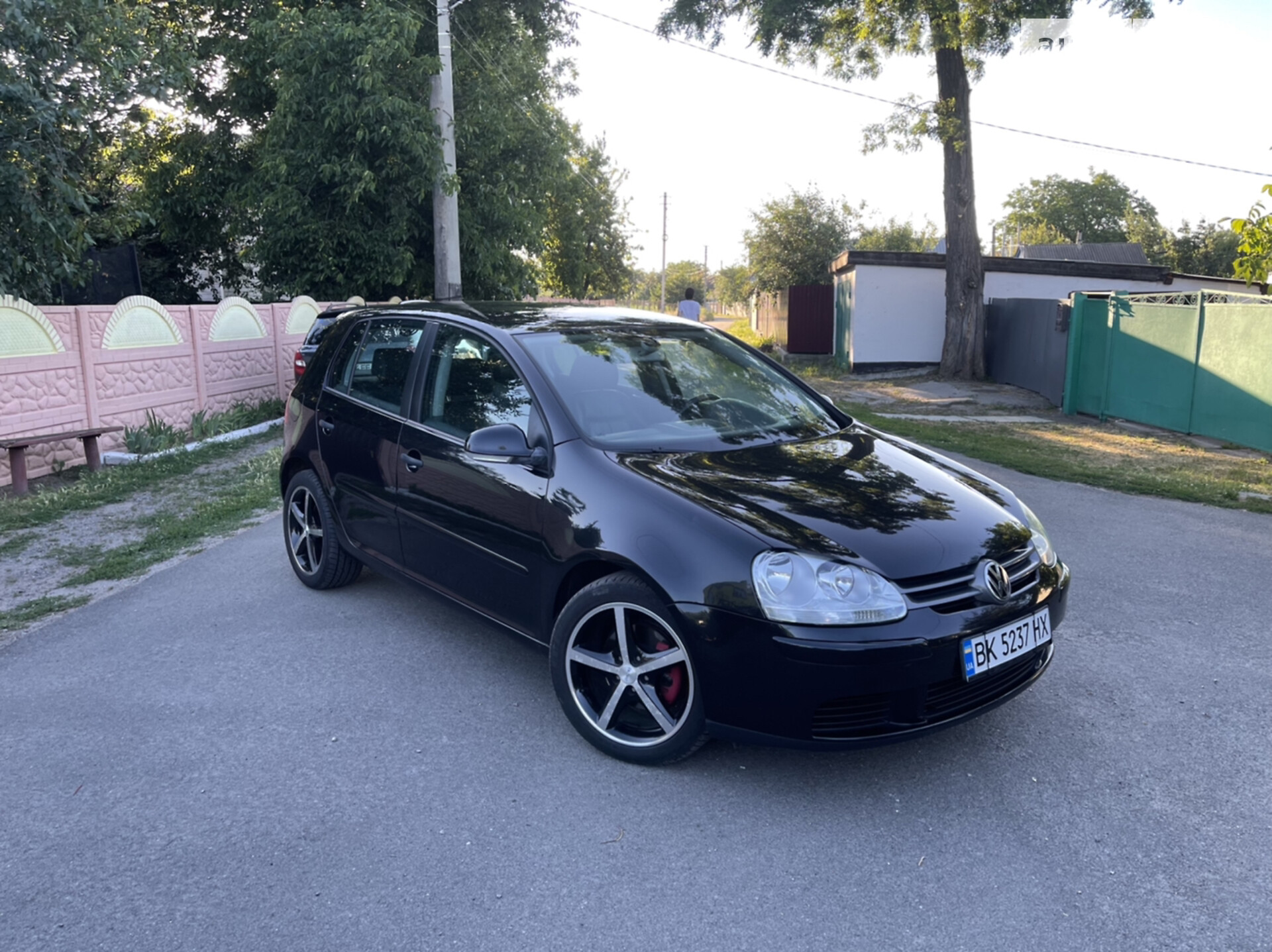 VOLKSWAGEN GOLF 2003