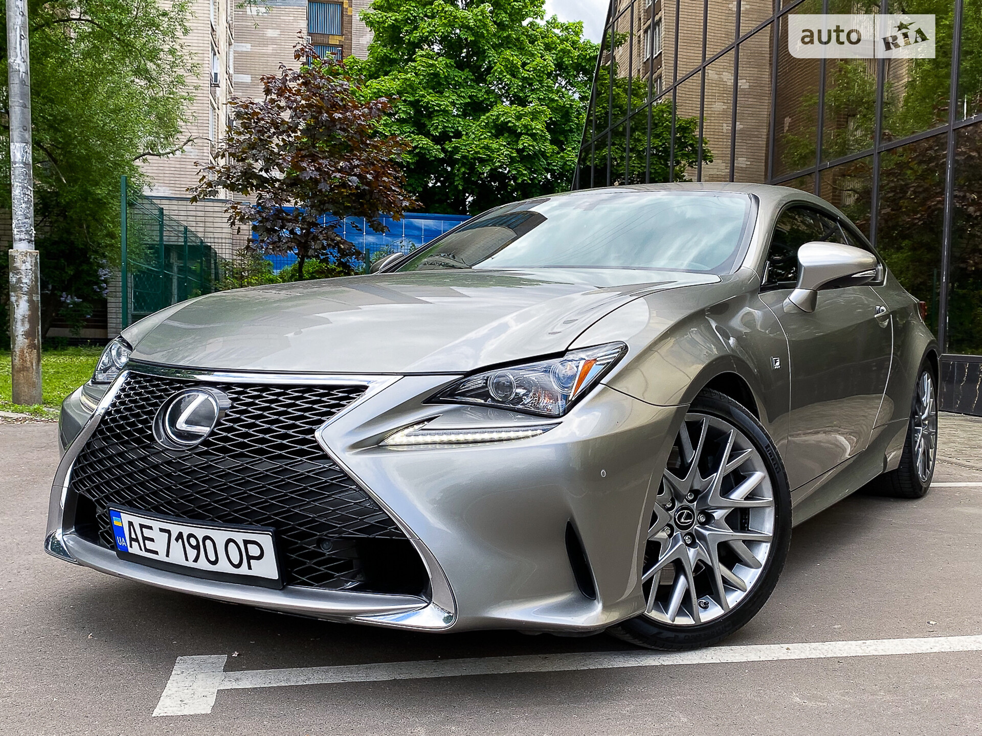 LEXUS RC 200T 2016