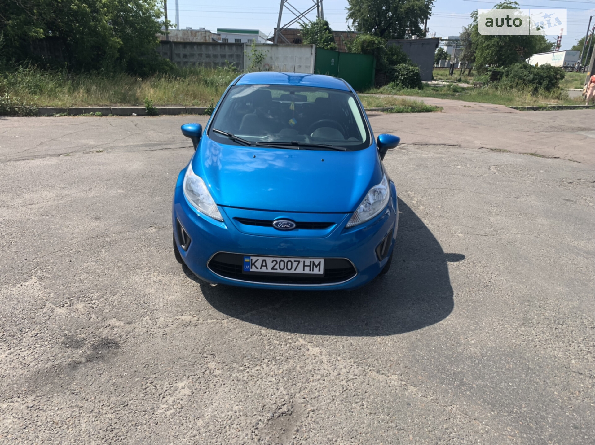 Головне фото звіту автомобіля FORD FIESTA 2012