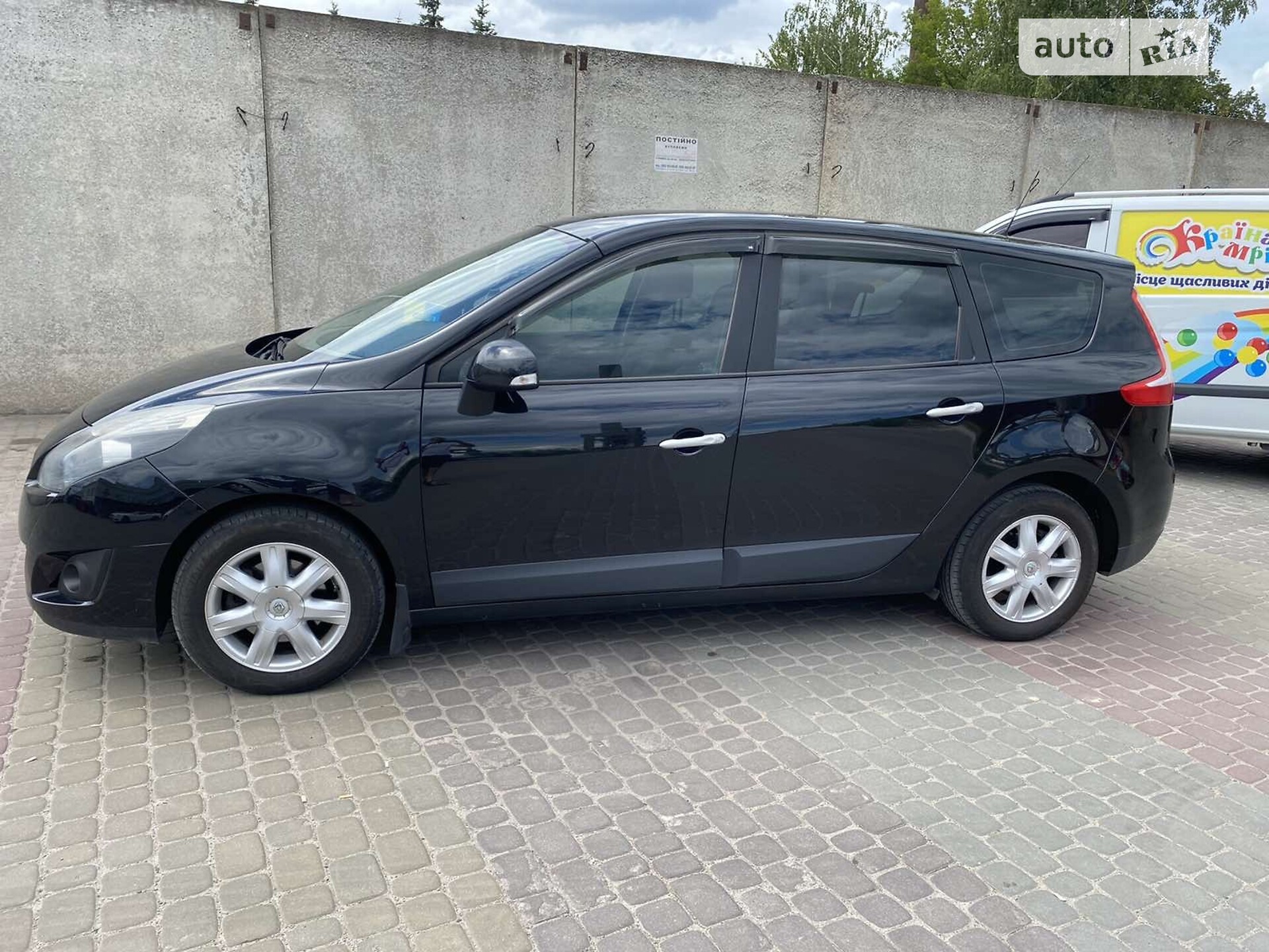 Renault Grand Scenic 2011