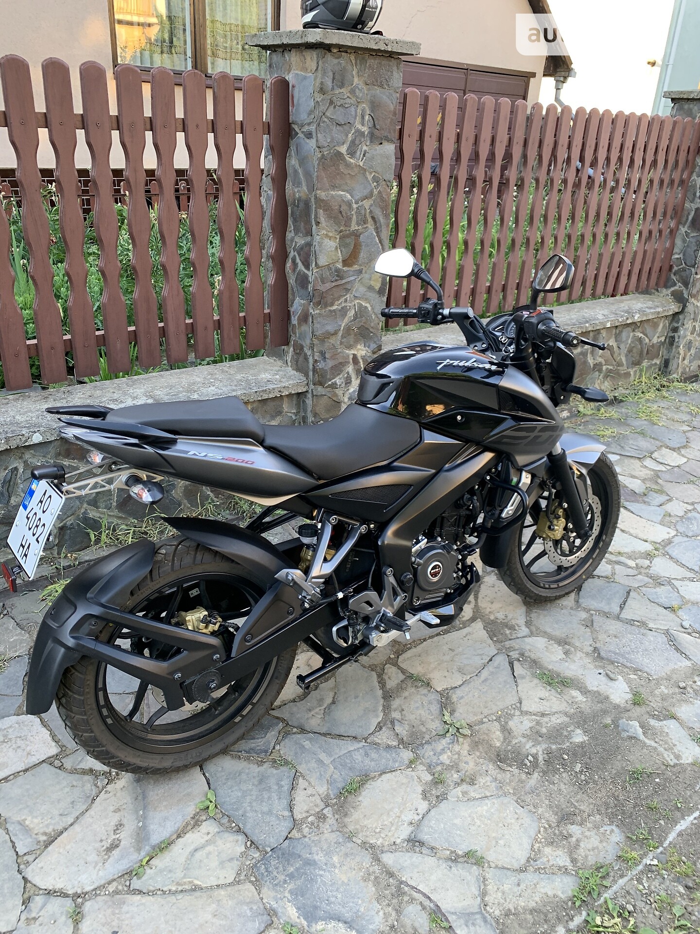 BAJAJ PULSAR NS200 2019