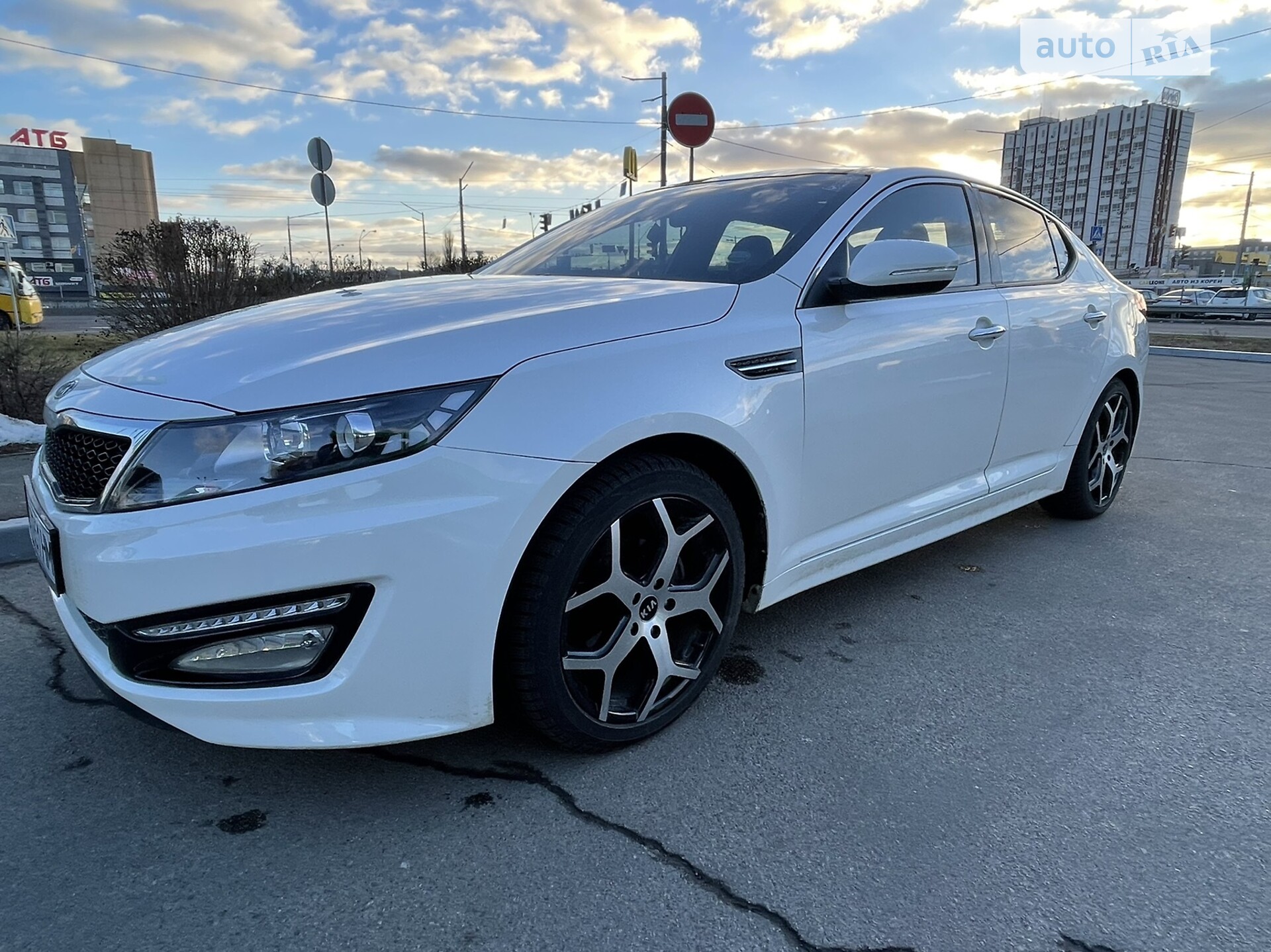 Головне фото звіту автомобіля KIA K5 2010