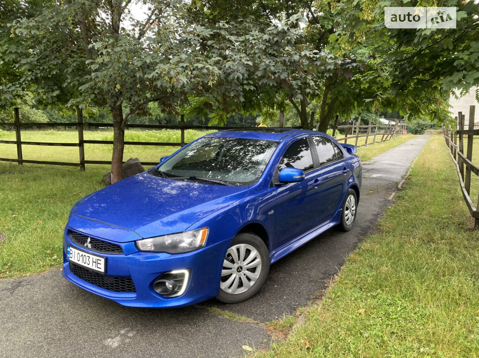 MITSUBISHI LANCER 2016
