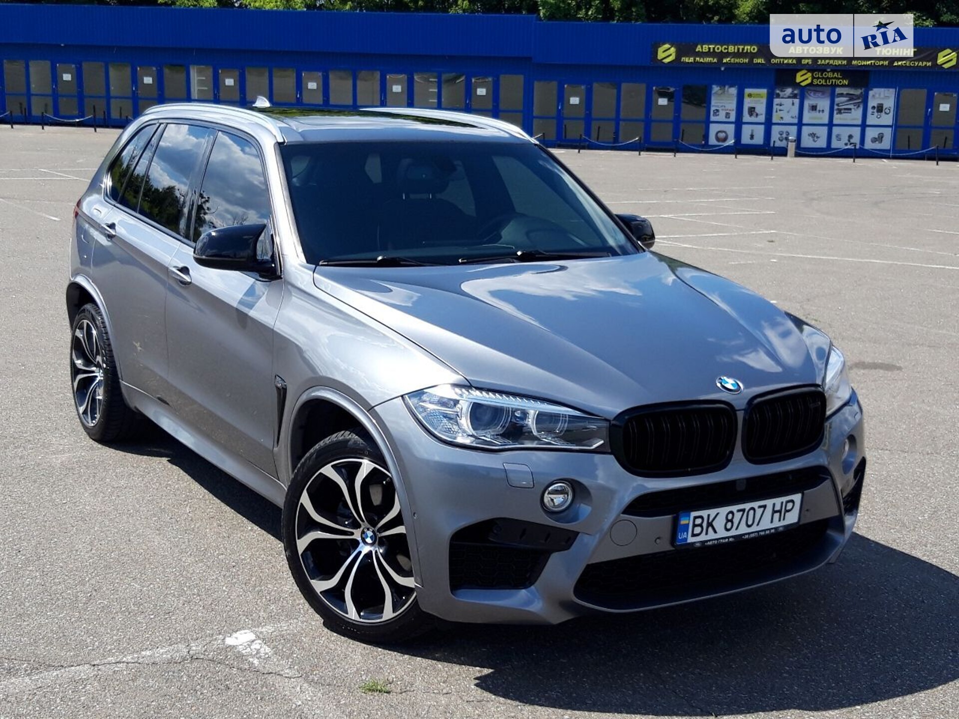 Головне фото звіту автомобіля BMW X5 2017