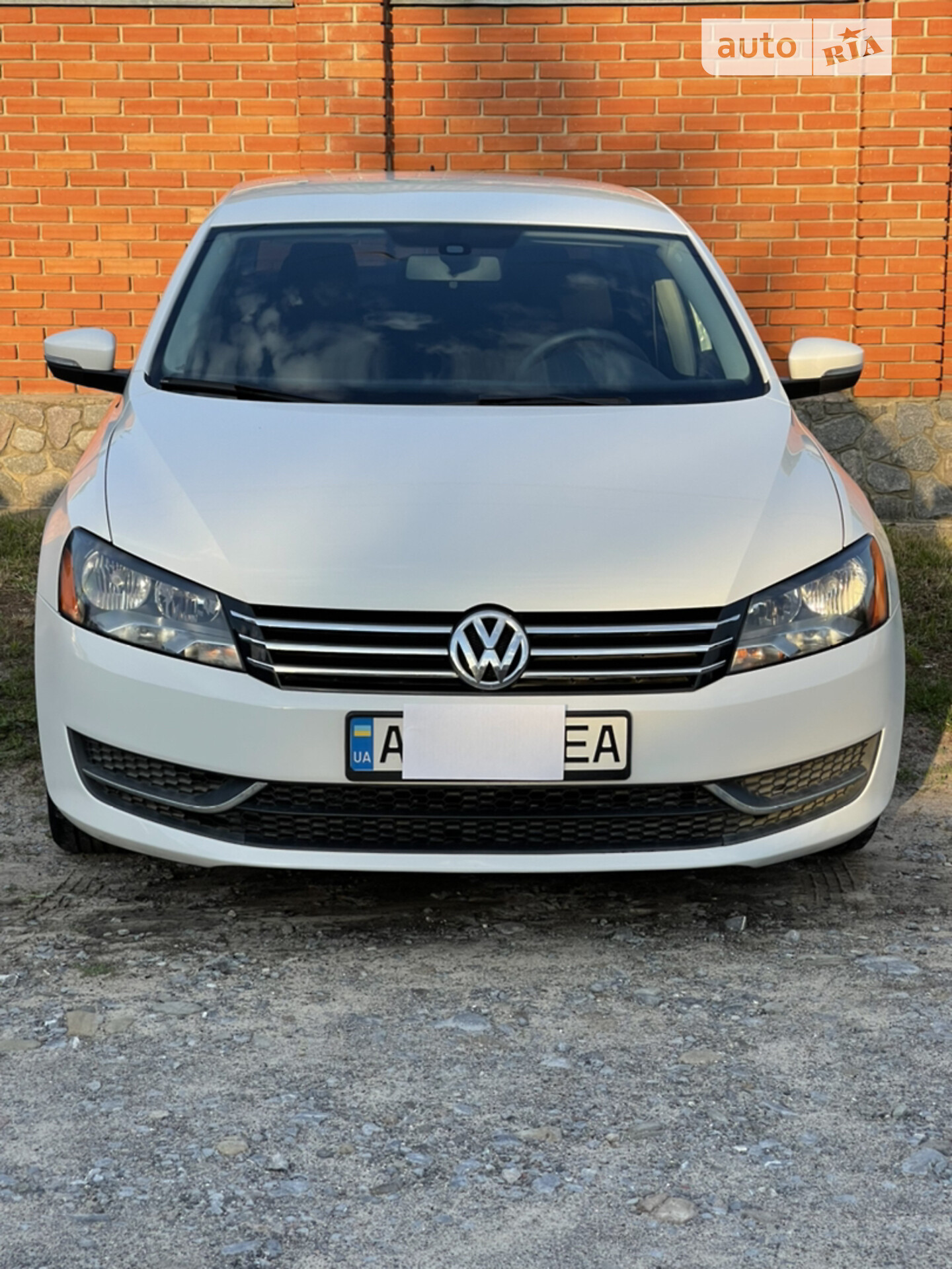 VOLKSWAGEN PASSAT 2013